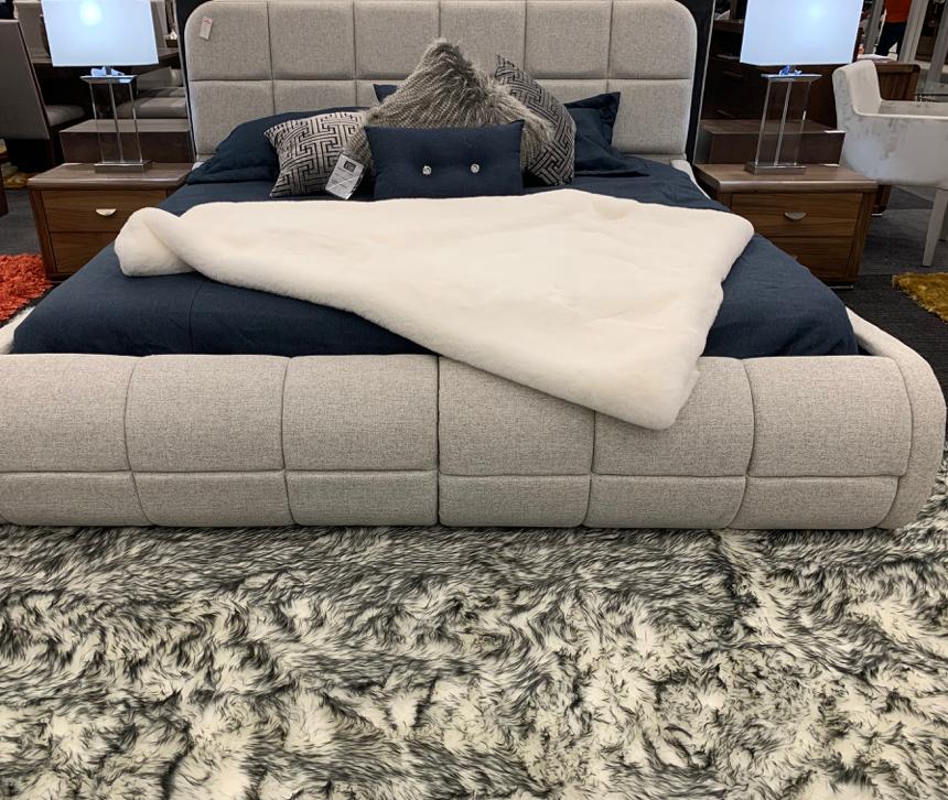 Soft Cozy Fuzzy Faux Fox Fur Area Rug/Carpet