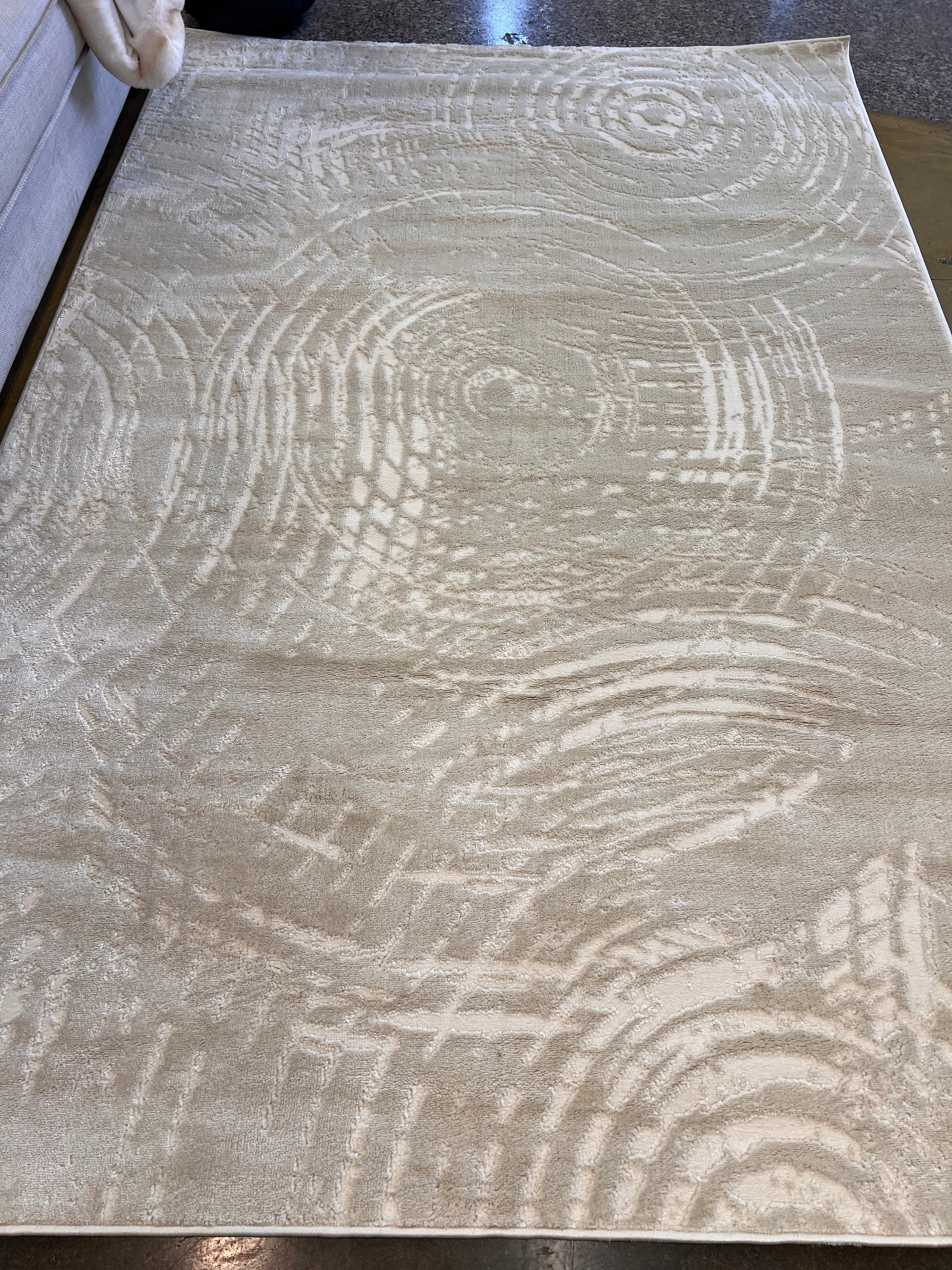 Bohemian Tone-on-Tone Creamy Beige Rug Crafted with High-Low Sandy Beige circle round Detail - NUDE 27