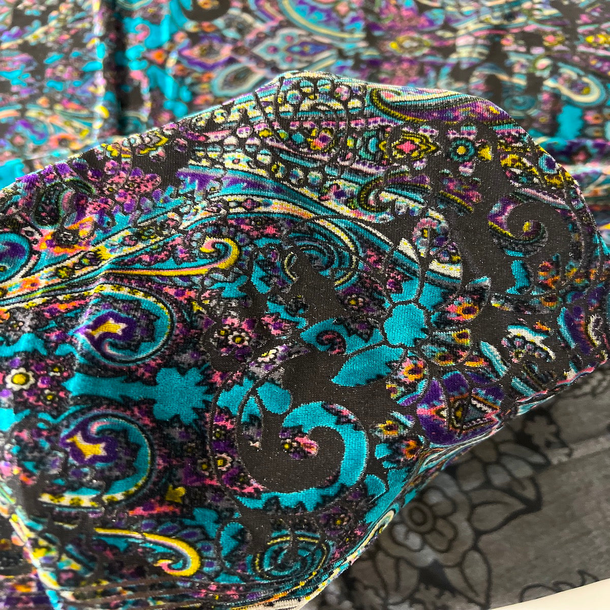 Sur Multicolor Burnout Stretch Velvet Fabric