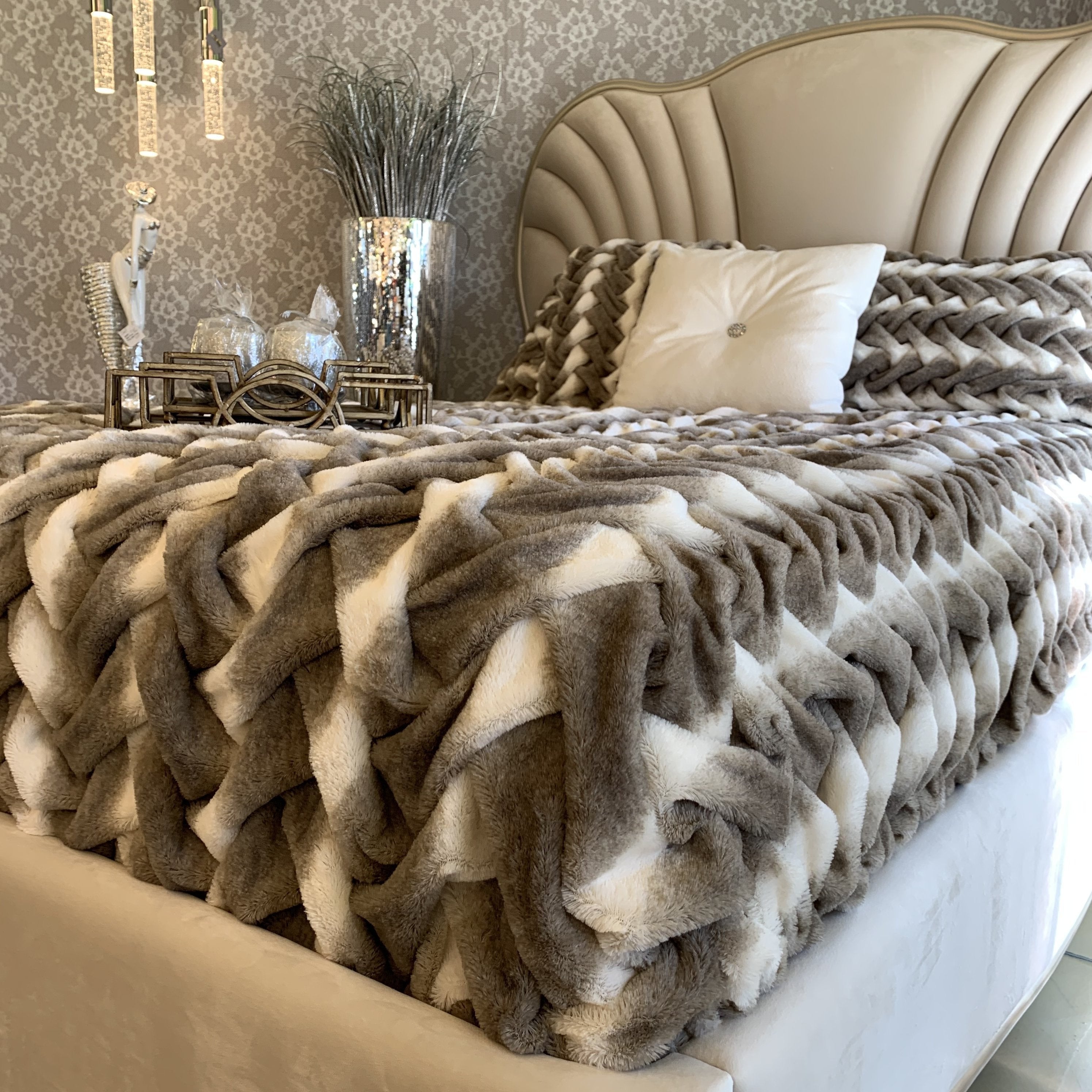 Soft Braided Look Cozy Faux Fur Toned Mocha Silver Bed Cover/ Coverlet/ Blanket/ Comforter/ King Cal Size - Queen Size