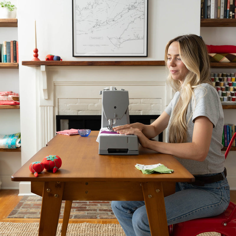 SINGER® Heavy Duty 6600C Computerized Sewing Machine