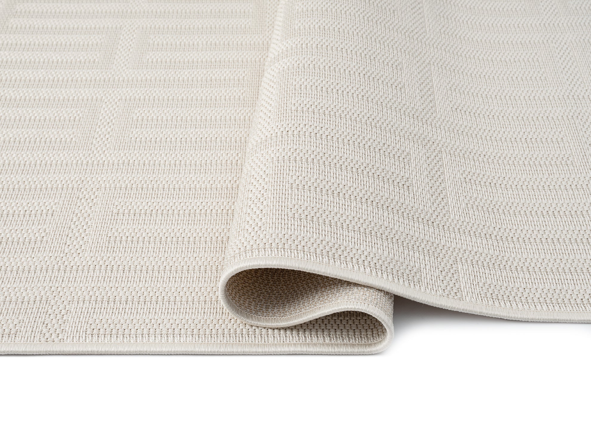 Durable Outdoor Rug | Style #TOV 302 - Crafted from 100% Polypropylene