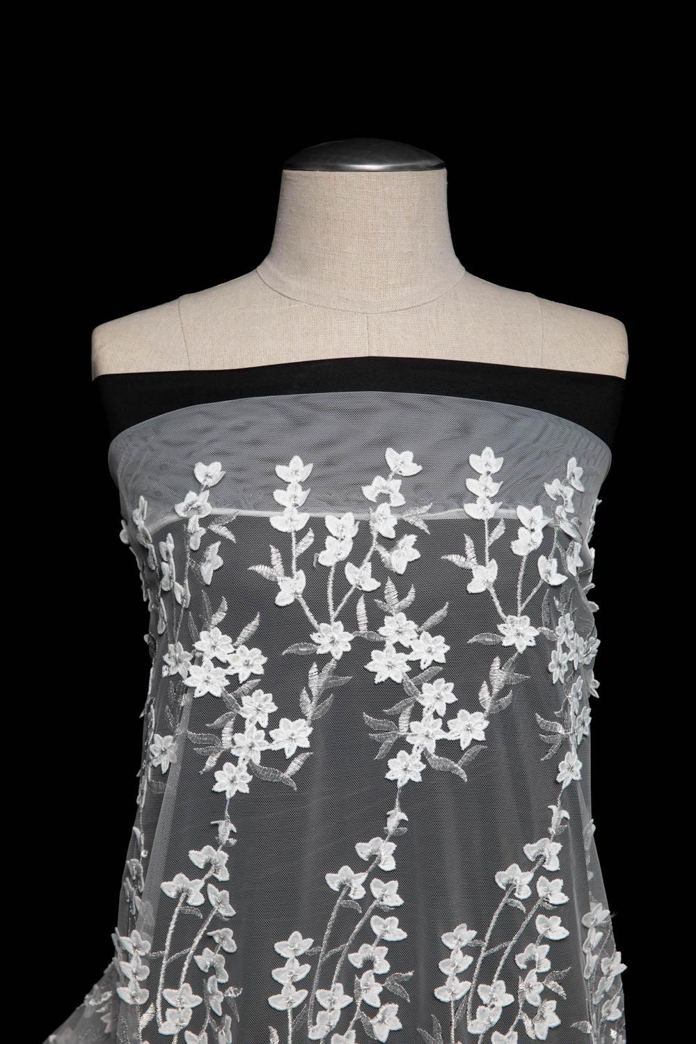 TULLE WITH EMB APPLIQUE 52/54" WHITE/SILVER FABRIC - Exquisite Fabrics