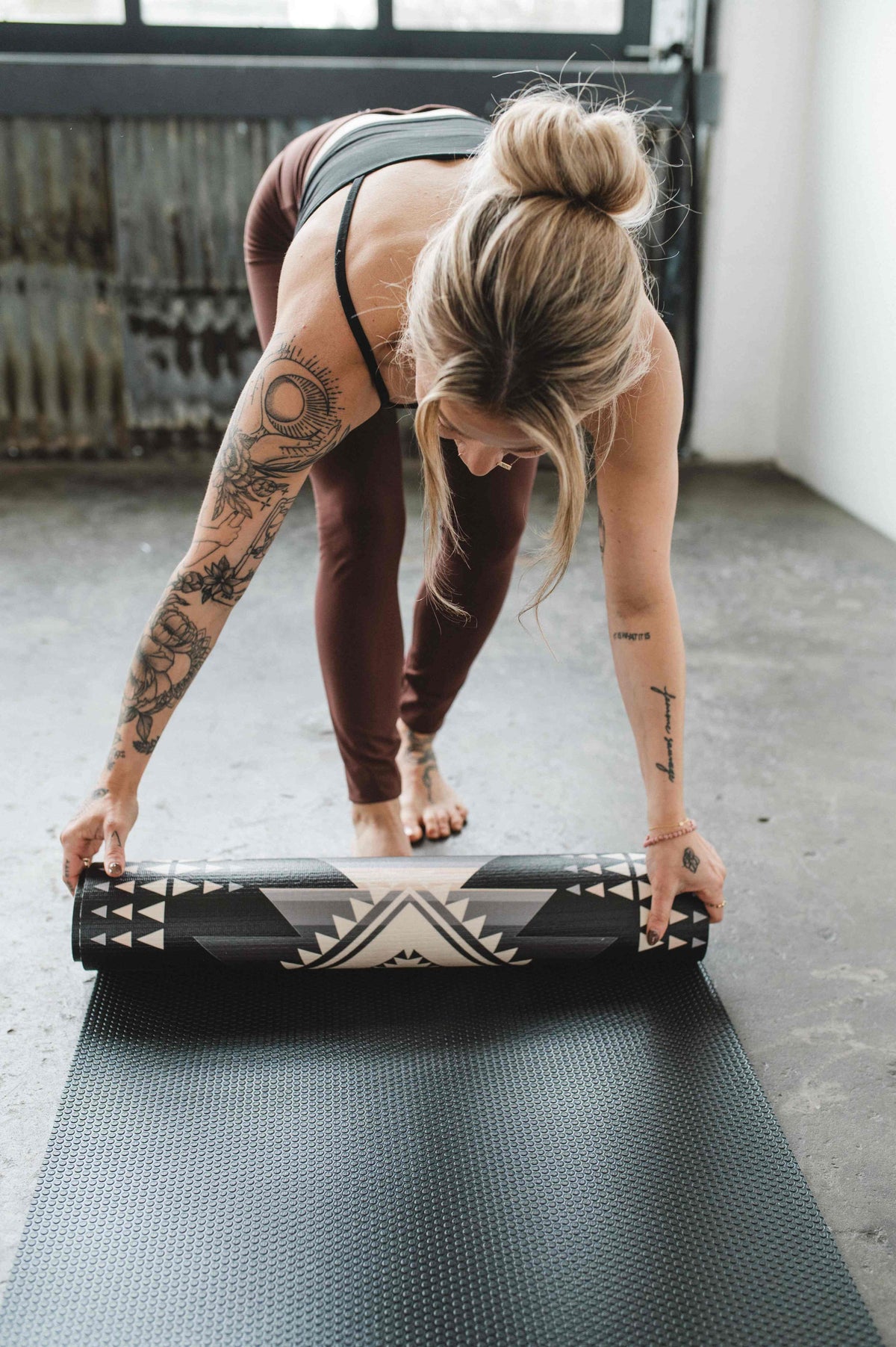 Buffalo Hills Shadow Yoga Mat – 6 mm Extra Thick, Double-Sided Non-Slip, Eco-Friendly PER with Southwestern Design | Yune Yoga