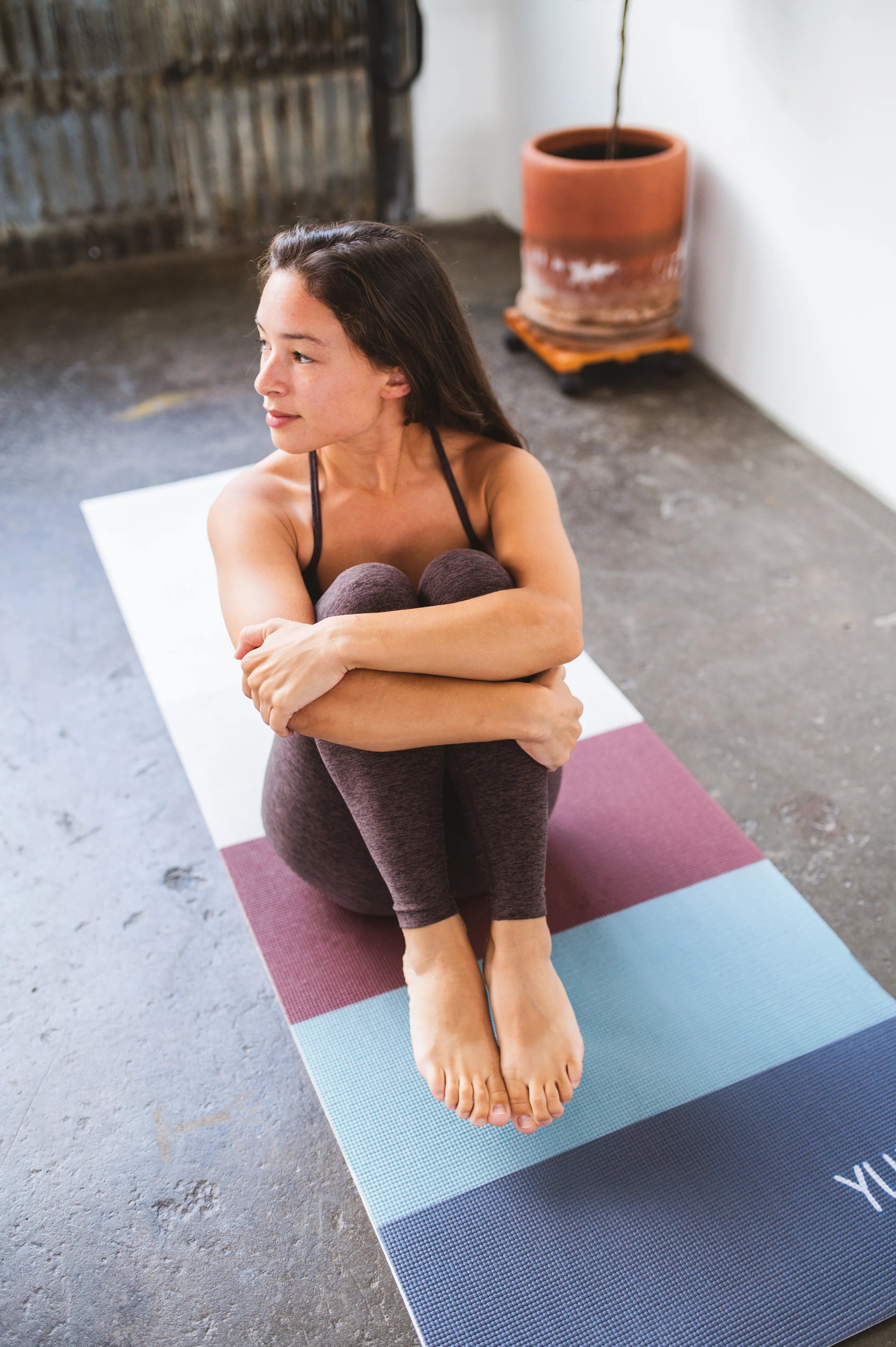 Tofino Yoga Mat – Non-Slip Grip, Cushioned Support & Coastal-Inspired Design
