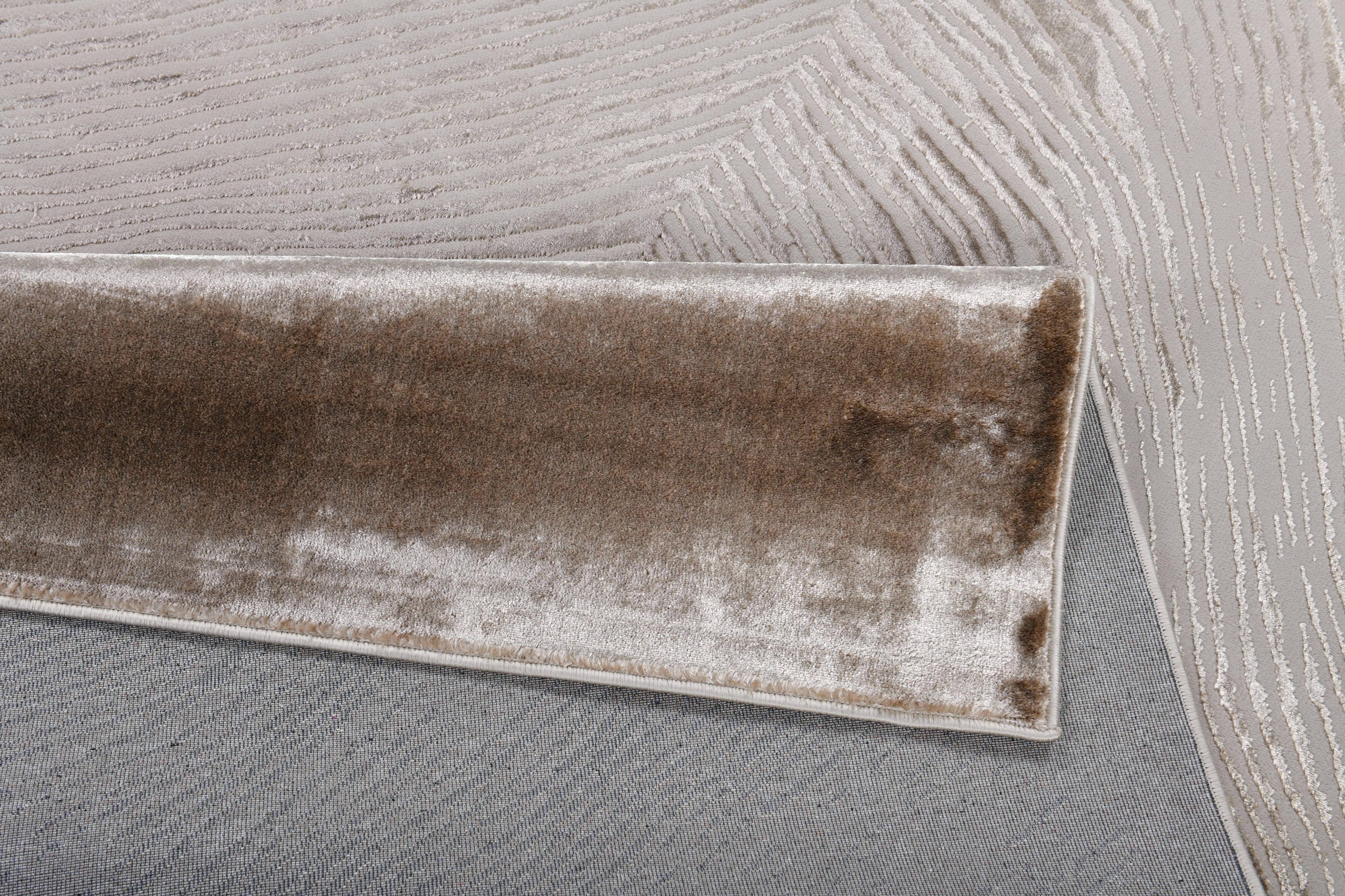 Soft-Touch Brown and Beige Rug with Metallic Copper Contrast Design - Z406A (POL816)