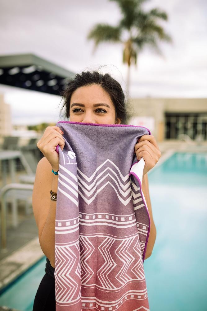The Cassady Yoga Towel – Quick-Dry, Non-Slip, Eco-Conscious Design