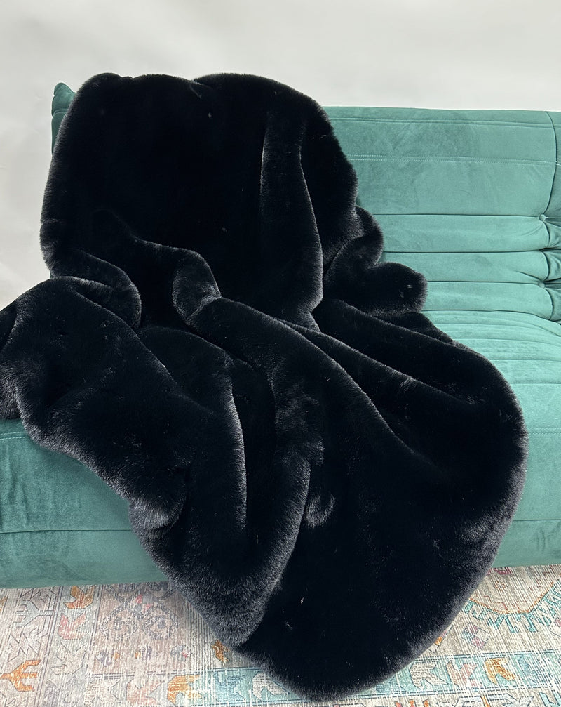 Black Chinchilla Faux Fur Throw Blanket, Ultra-Soft Plush