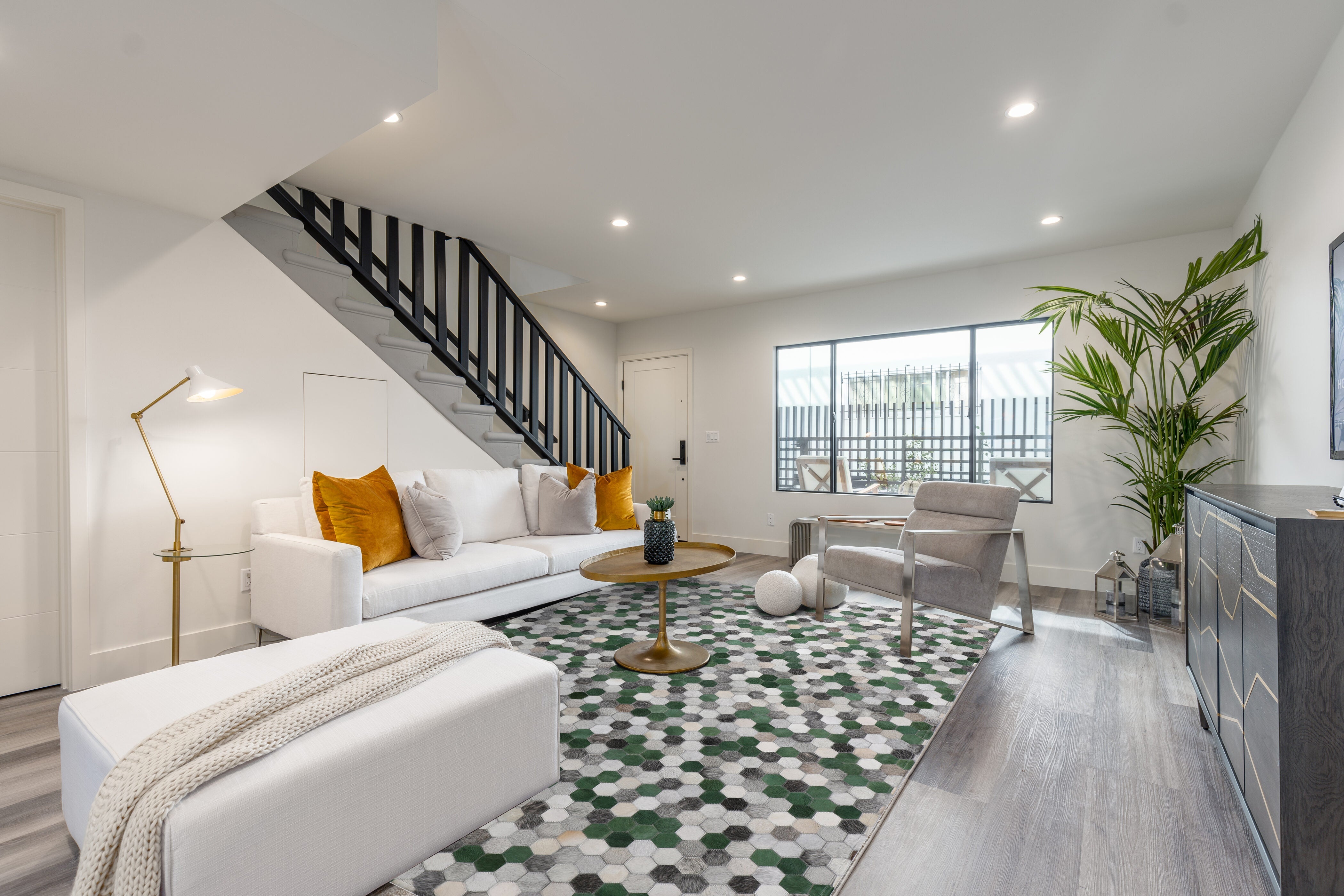 Earth-Tone Geometric Octagon Rug – Cowhide Patchwork Design in Green, Grey & Natural Shades - Patchwork PCH220 Green