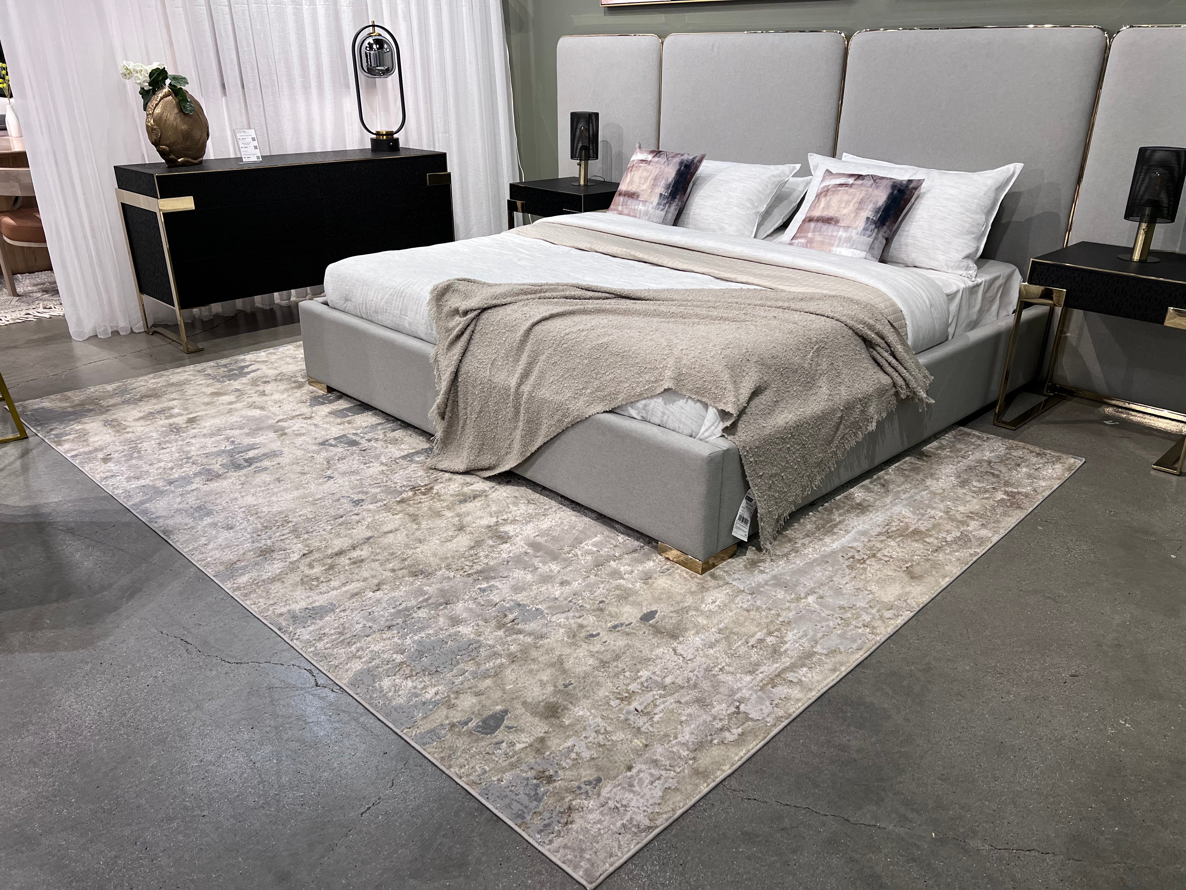 Polyester Beige/Golden Watercolor Viscose Blend Abstract Designed Rug/Carpet - Style# Maximus 185 - Color-Changing Flat Weave Rug