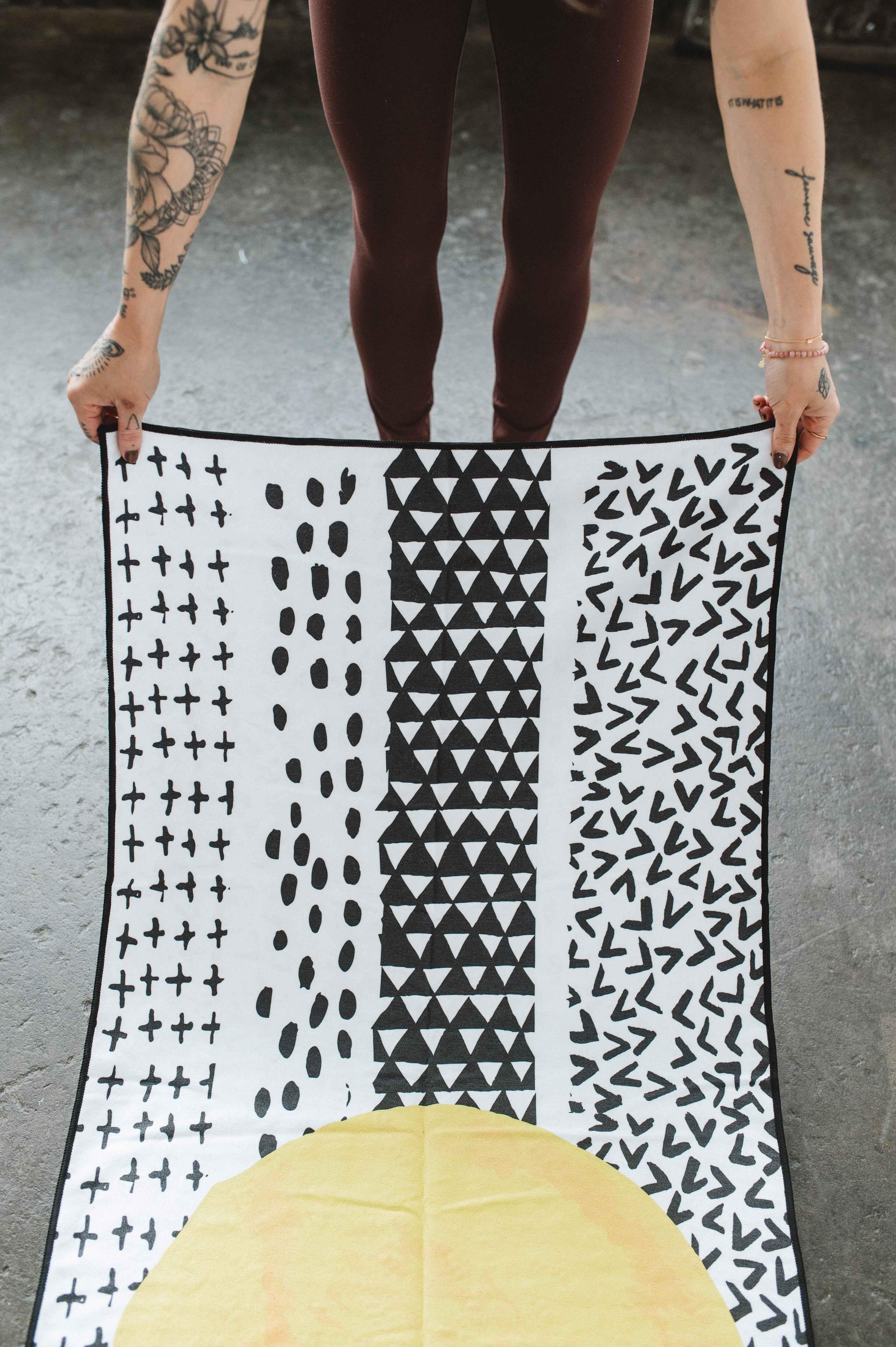 The Jagger Yoga Towel – Quick-Dry, Non-Slip, Eco-Friendly Hot Yoga Towel