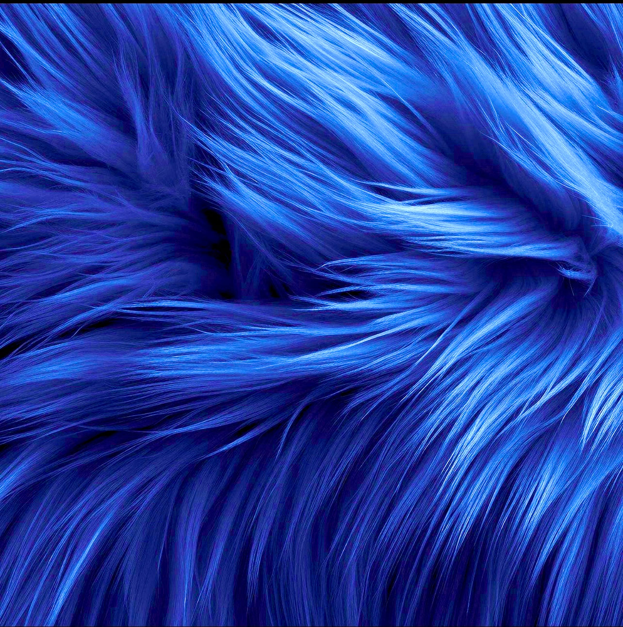 FabricLA Faux Fur Shaggy Fabric – Soft, Long Pile Fake Fur Squares