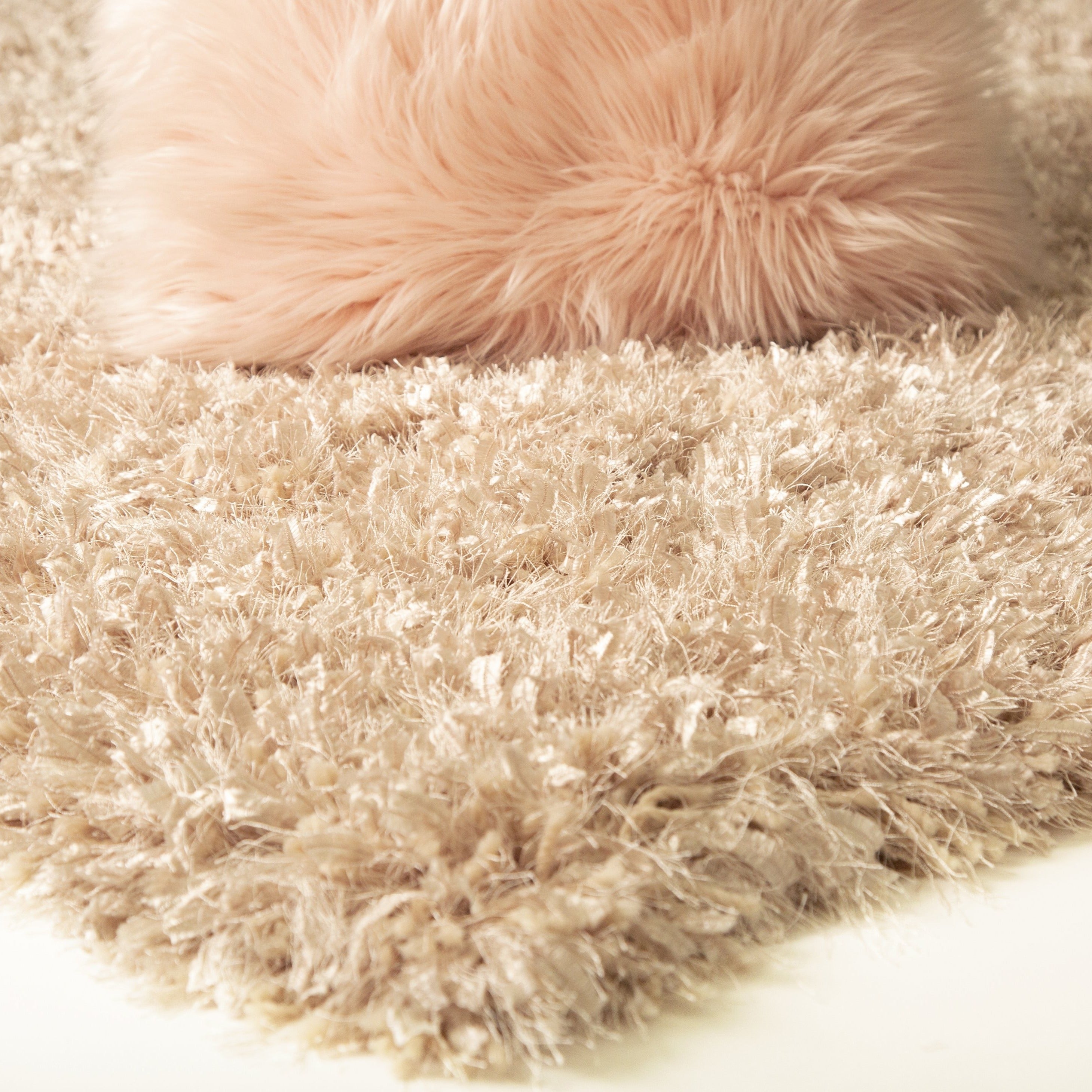 Hand-Tufted Luxe Shag Plush Rug