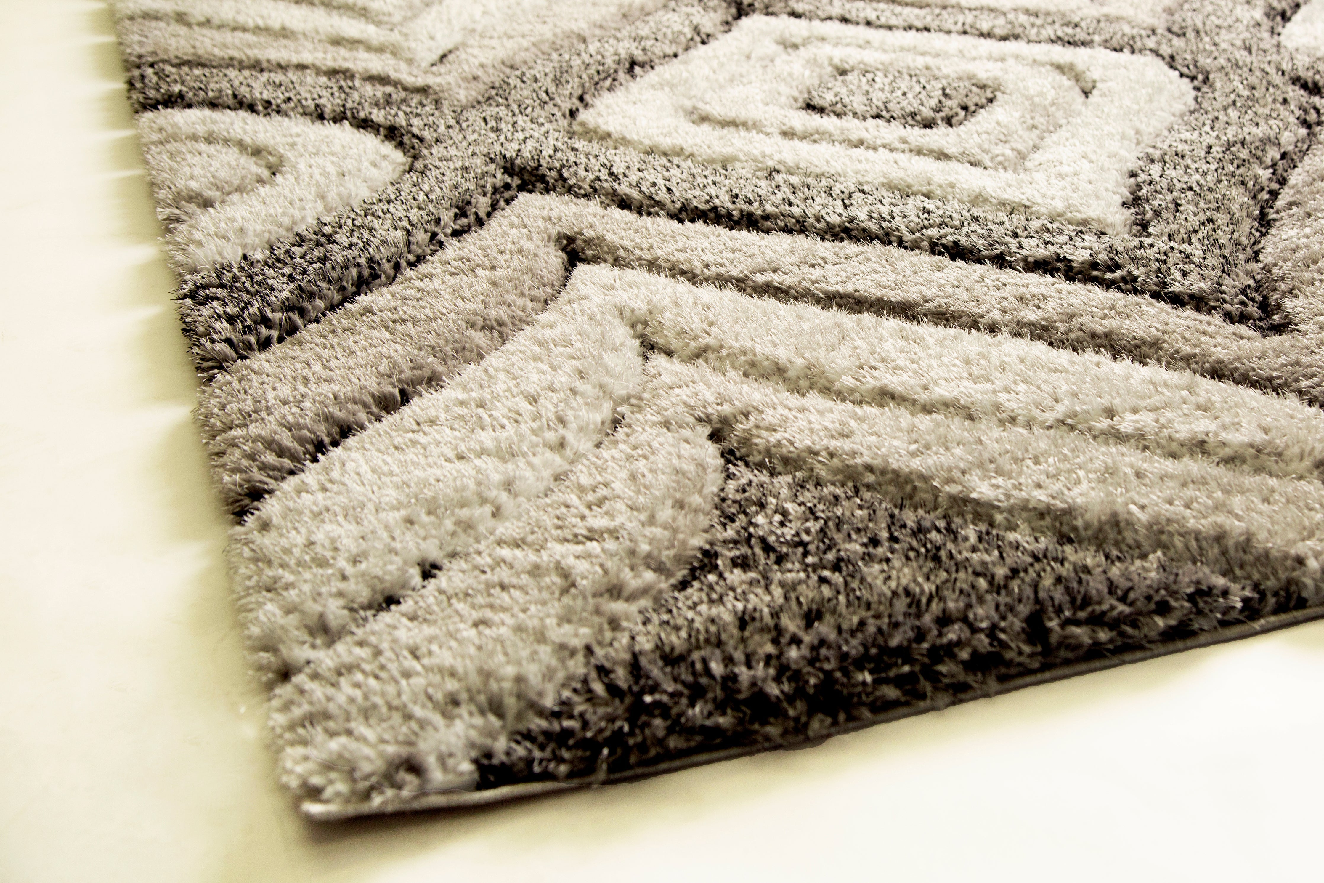 Touch of Red/Silver/Yellow Shag Area Rugs/Carpets | Style# SR-721 - Crafted from 100% Polyester, Plush Fluffy Shine 3D Geometric Design