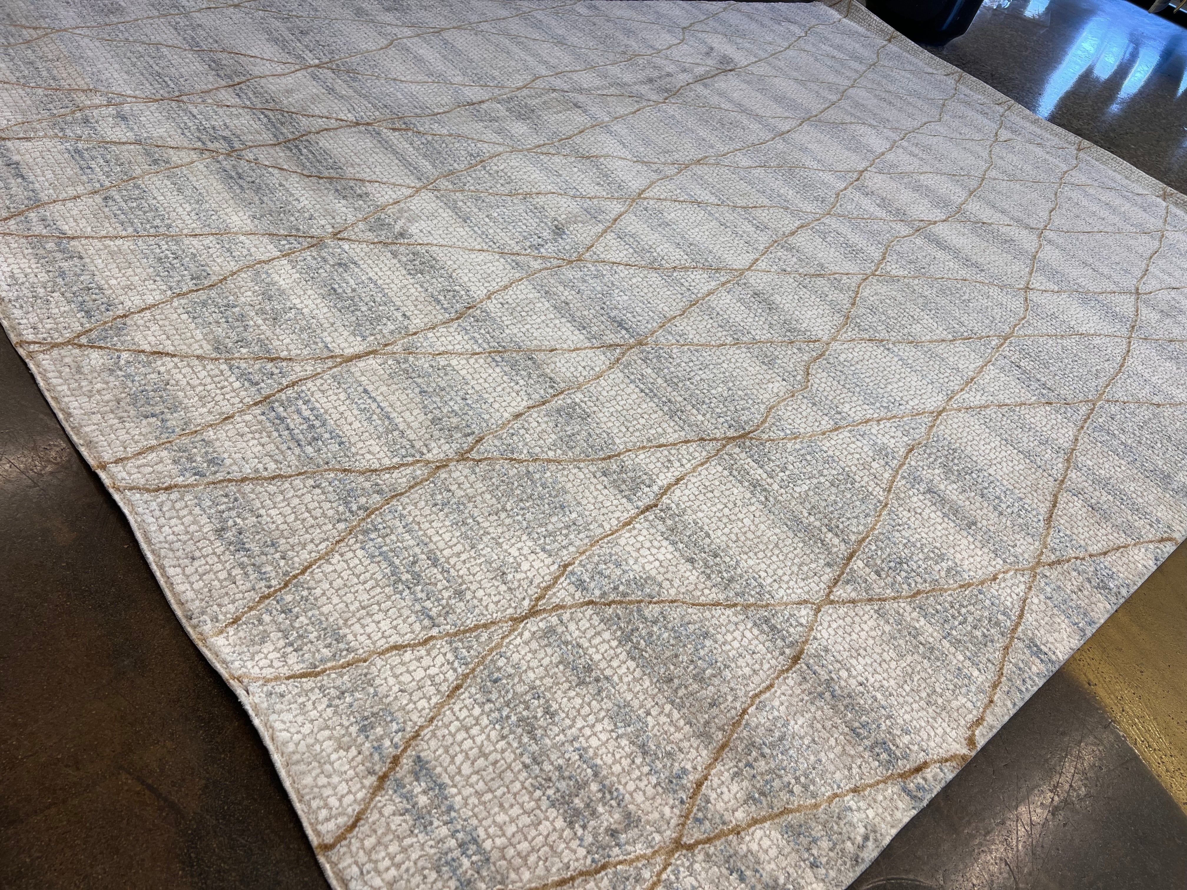 Cream High-Low Texture Rug with Blue, Gray & Gold-Brown Argyle Design - KAI 305