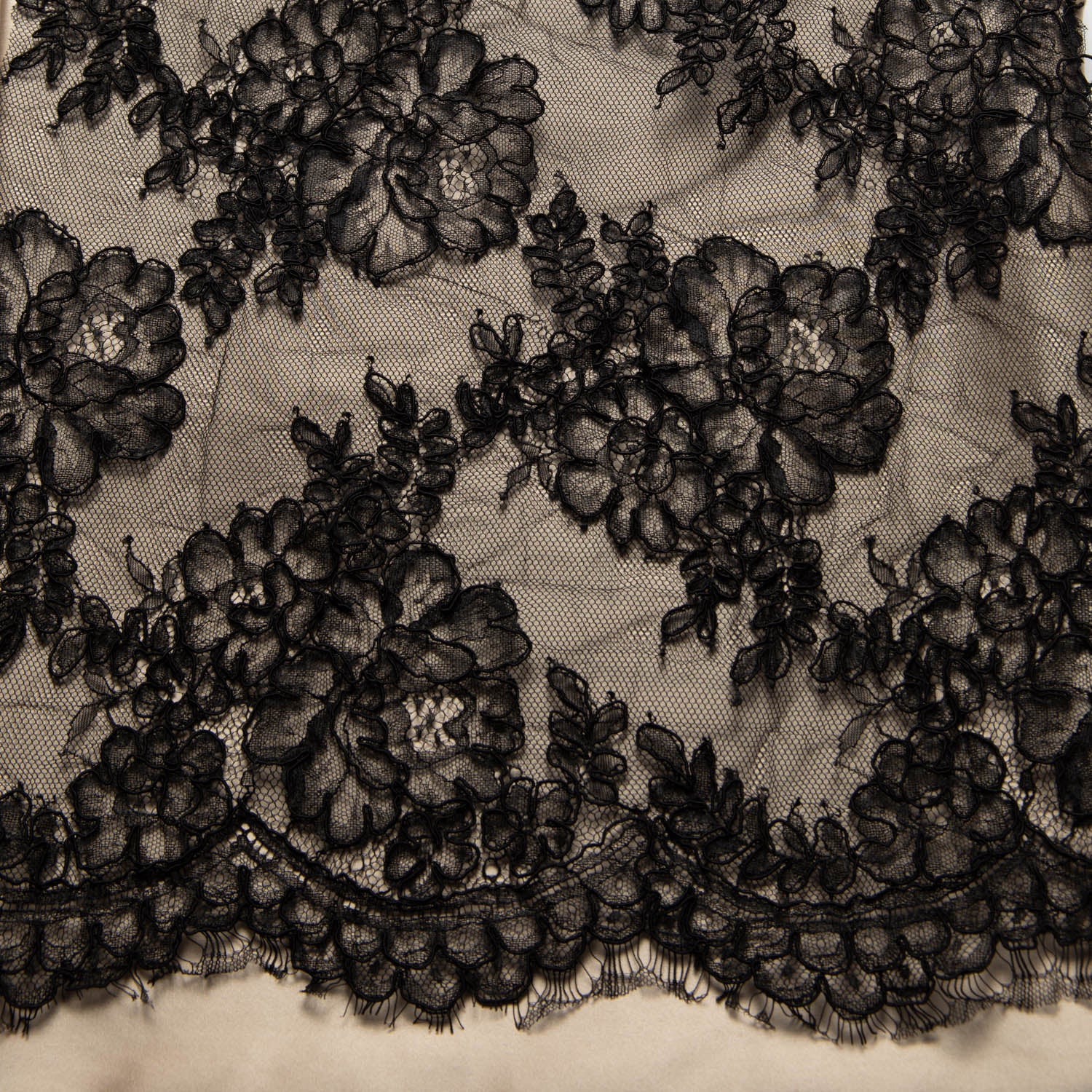 Corded Chantill Lace Black Fabric - Exquisite Fabrics