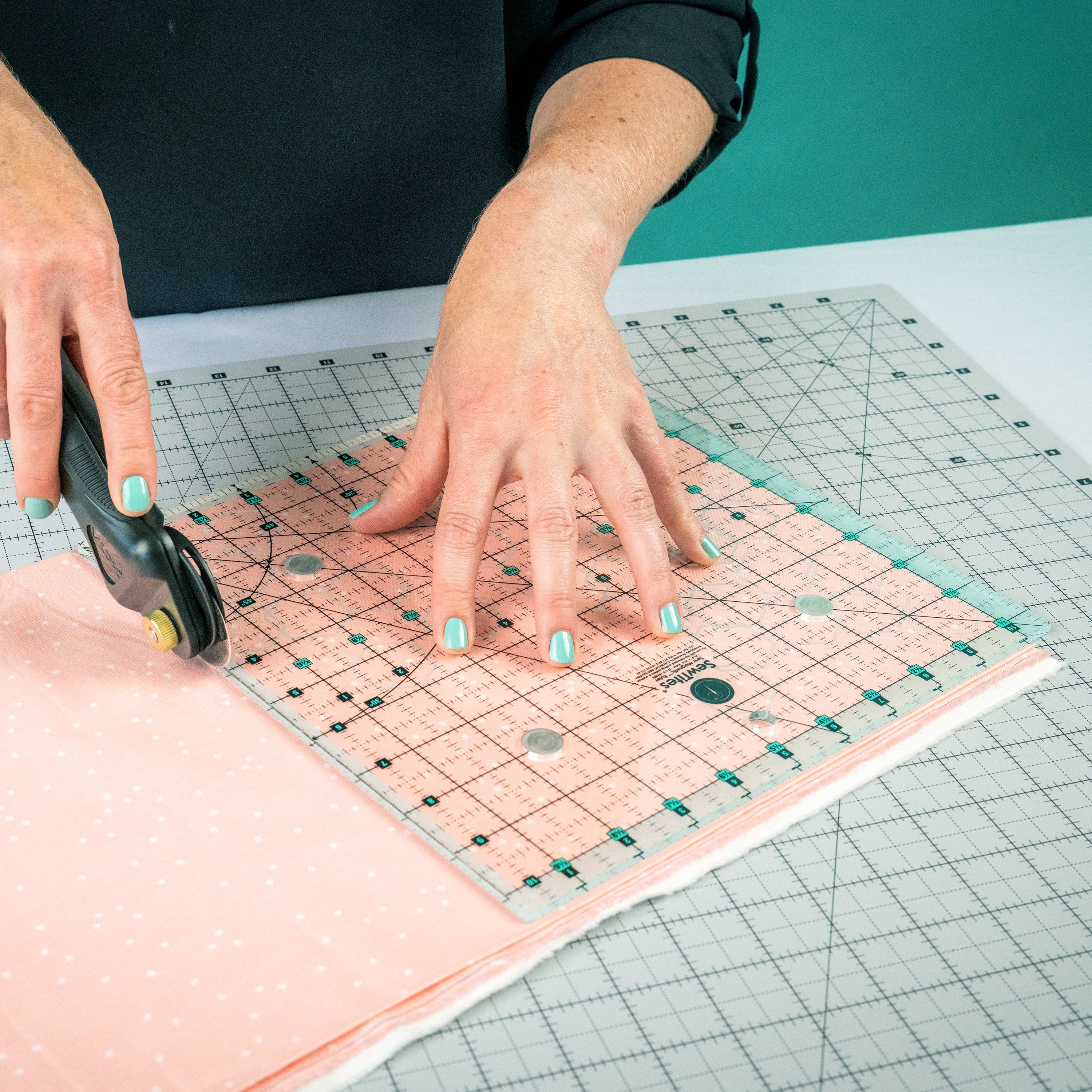 Sew Magnetic 10.5" x 10.5" Ruler