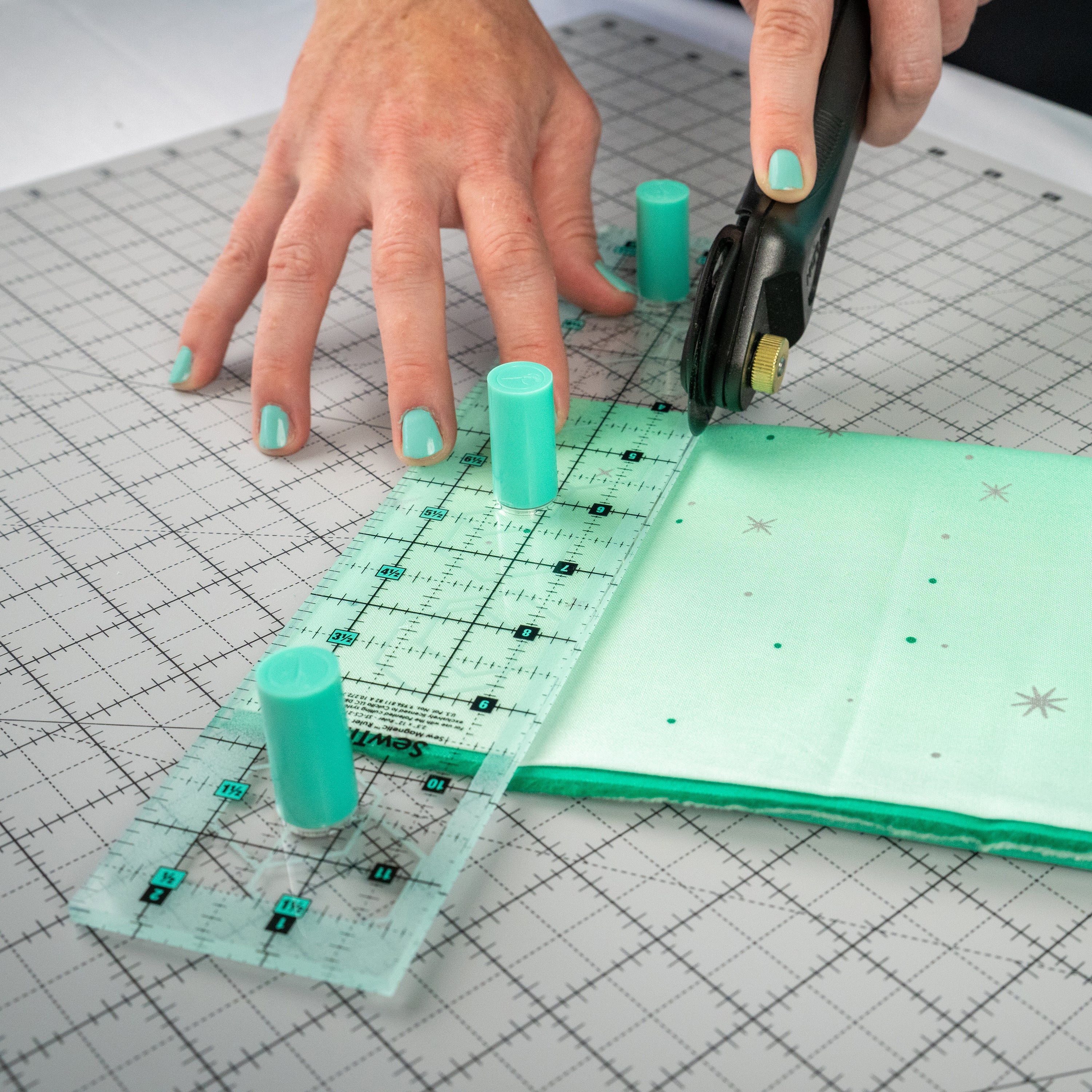 Sew Magnetic 2.5" x 12.5" Ruler