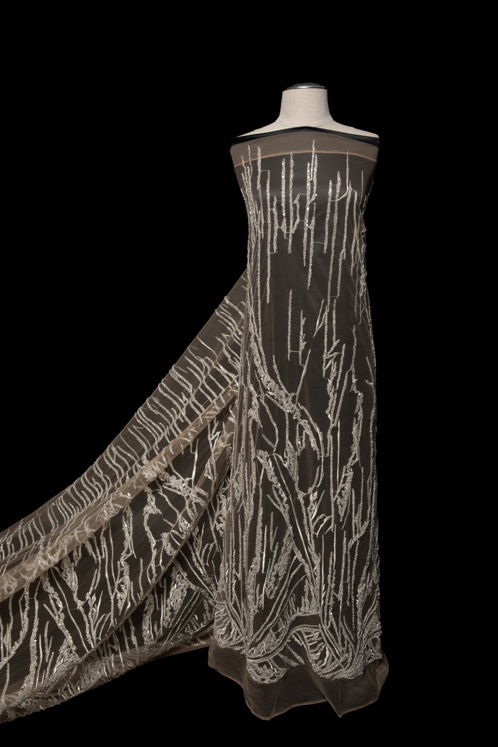 Champagne P/SOFT TULLE LACE FABRIC COM EMBROIDERED AND SEQUINED WITH BEAUTIFUL ELEGANT DESIGN 52" WIDE | Exquisite Fabric