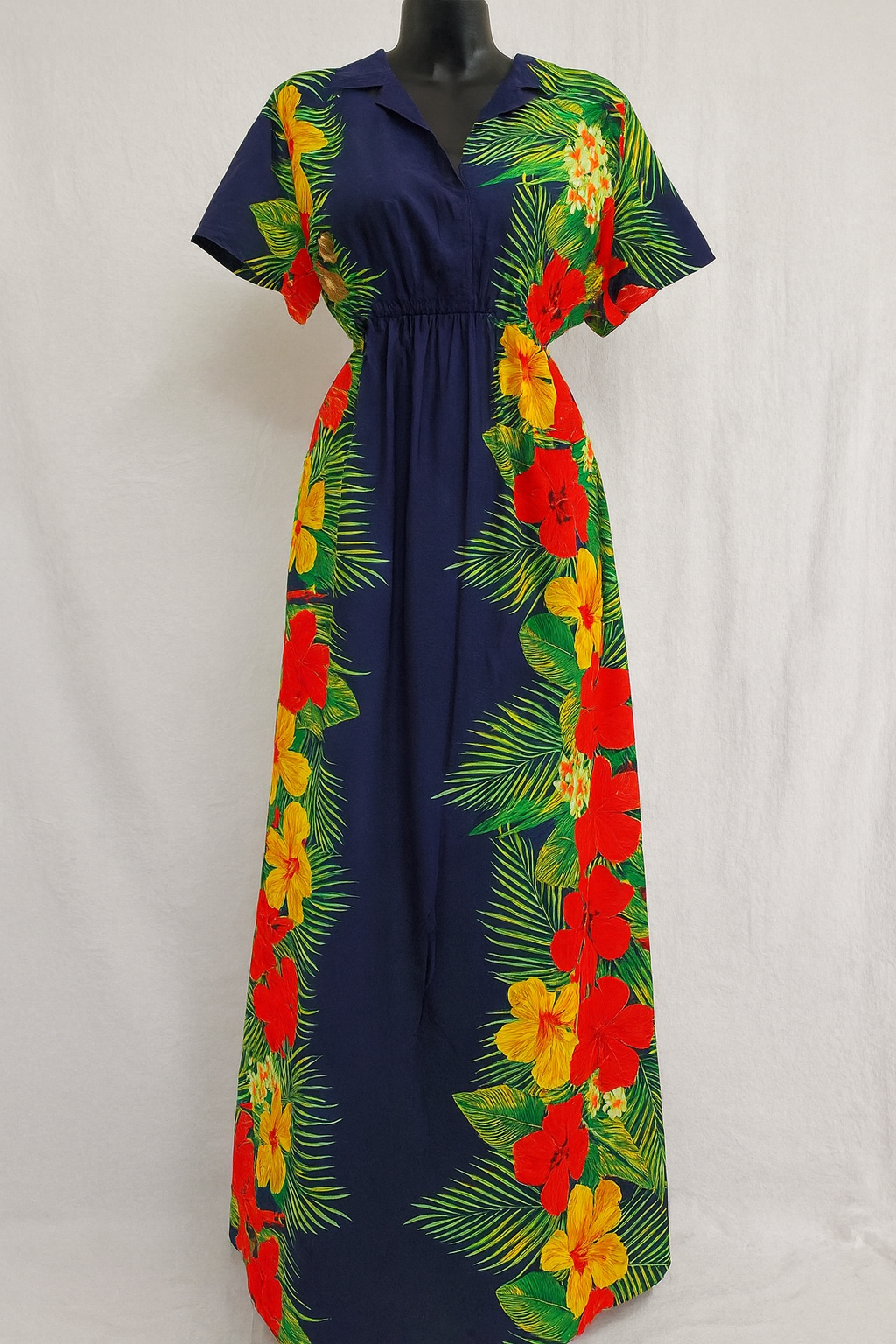 Tropical Flowers middle Border Peachskin Fabric | Islands Fabric