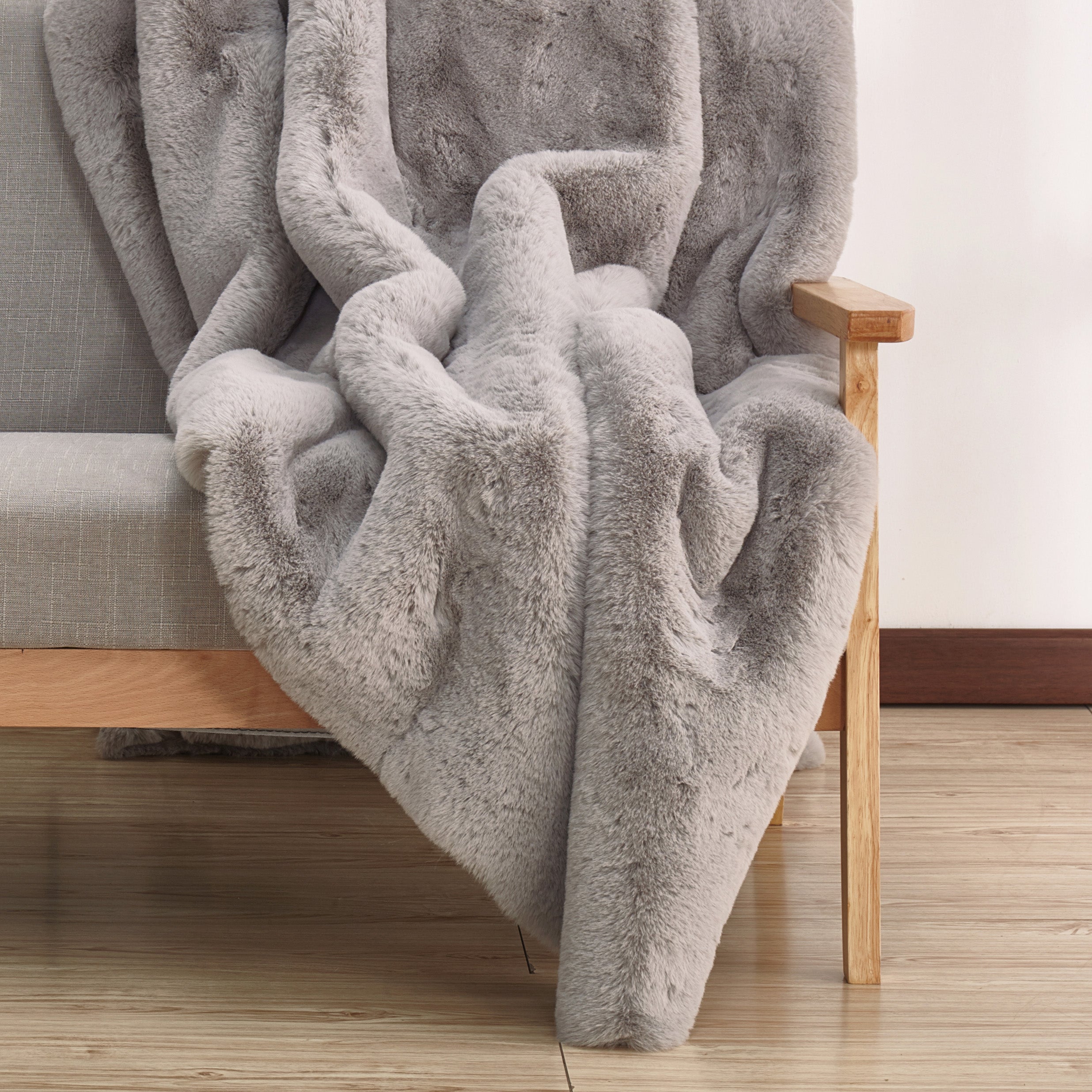 Soft Cozy Faux Fur Blanket/ Coverlet/ Bedspread/ Throw/ Bedcover/ Quilt