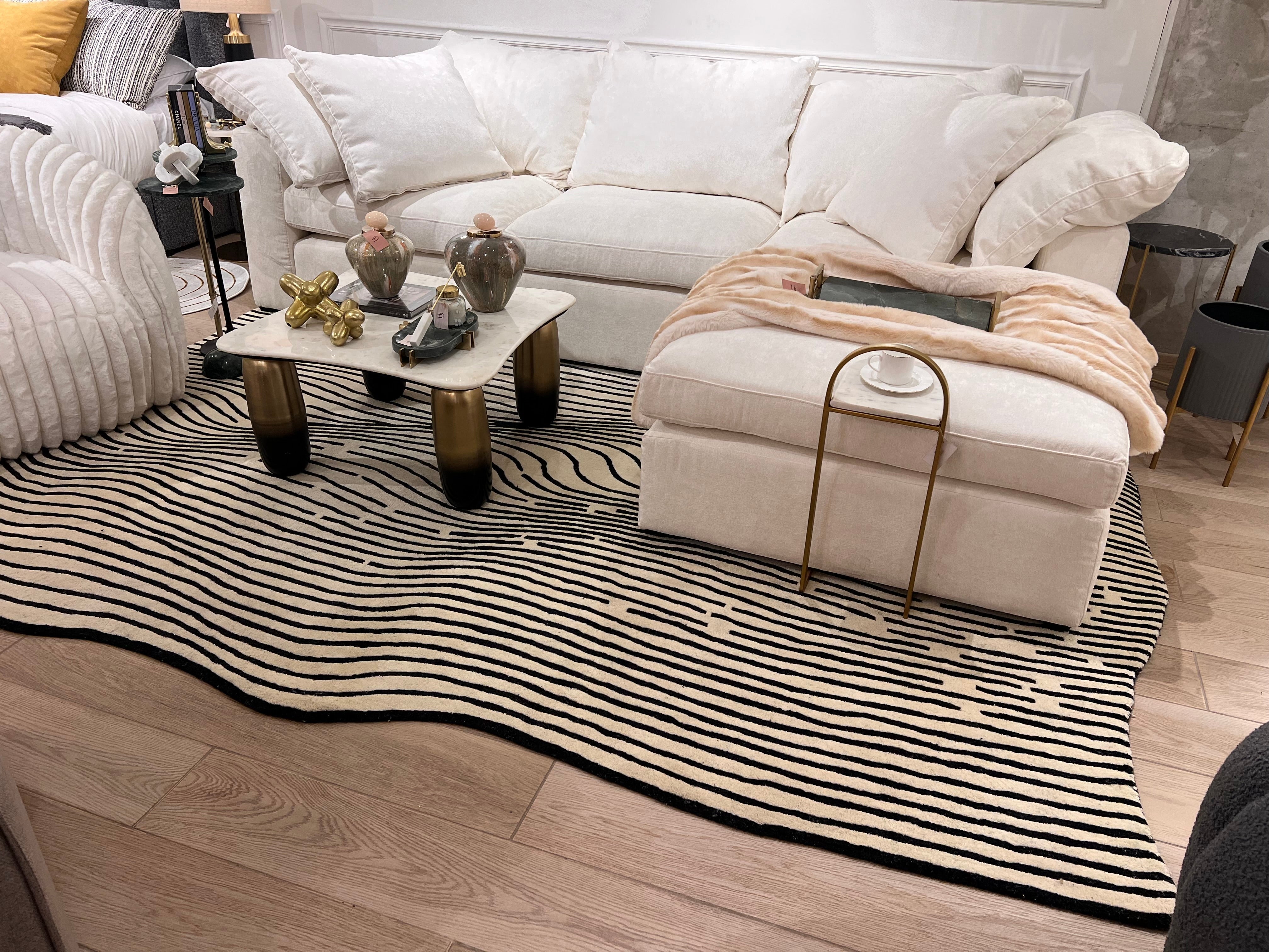 Beluga Tufted Design 55 Ivory Black