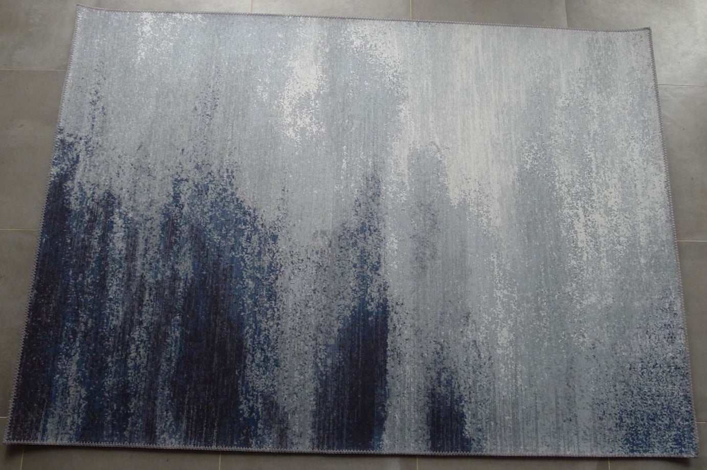Vintage Blue Faded Comfort Print Design Area Rug/ Carpet