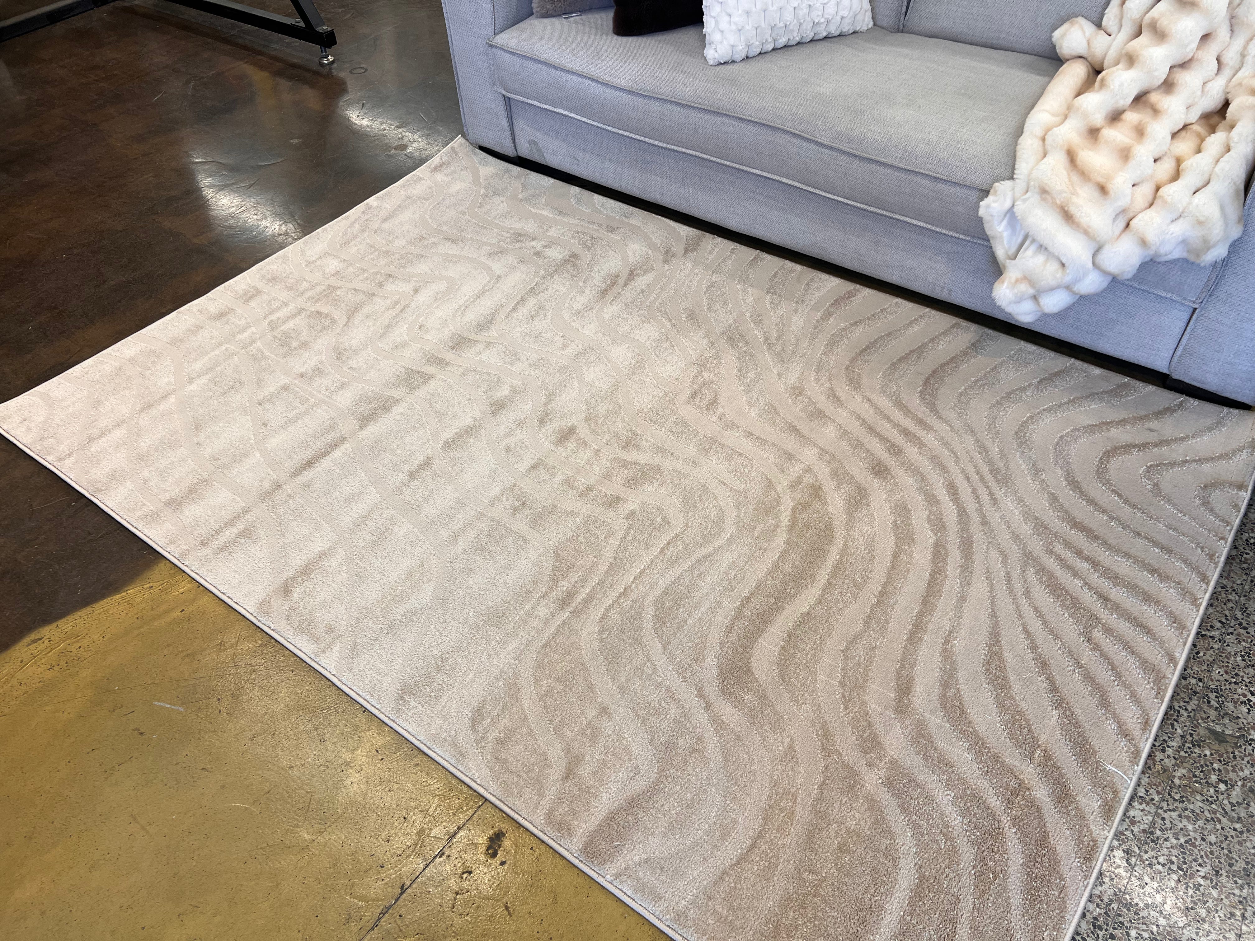 Cozy Mocha Waves: Beige Tone-on-Tone Abstract Rug - NUDE 24