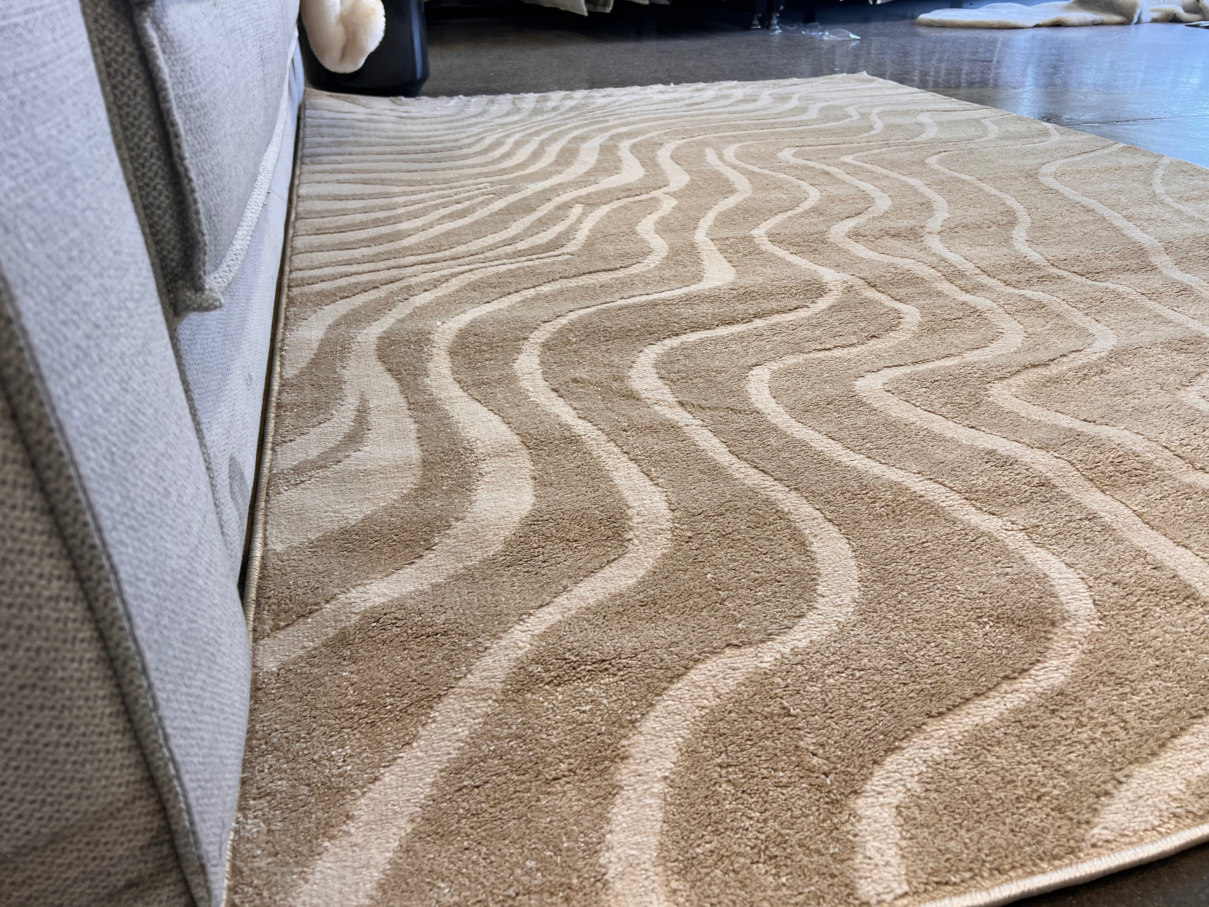 Cozy Mocha Waves: Beige Tone-on-Tone Abstract Rug - NUDE 24