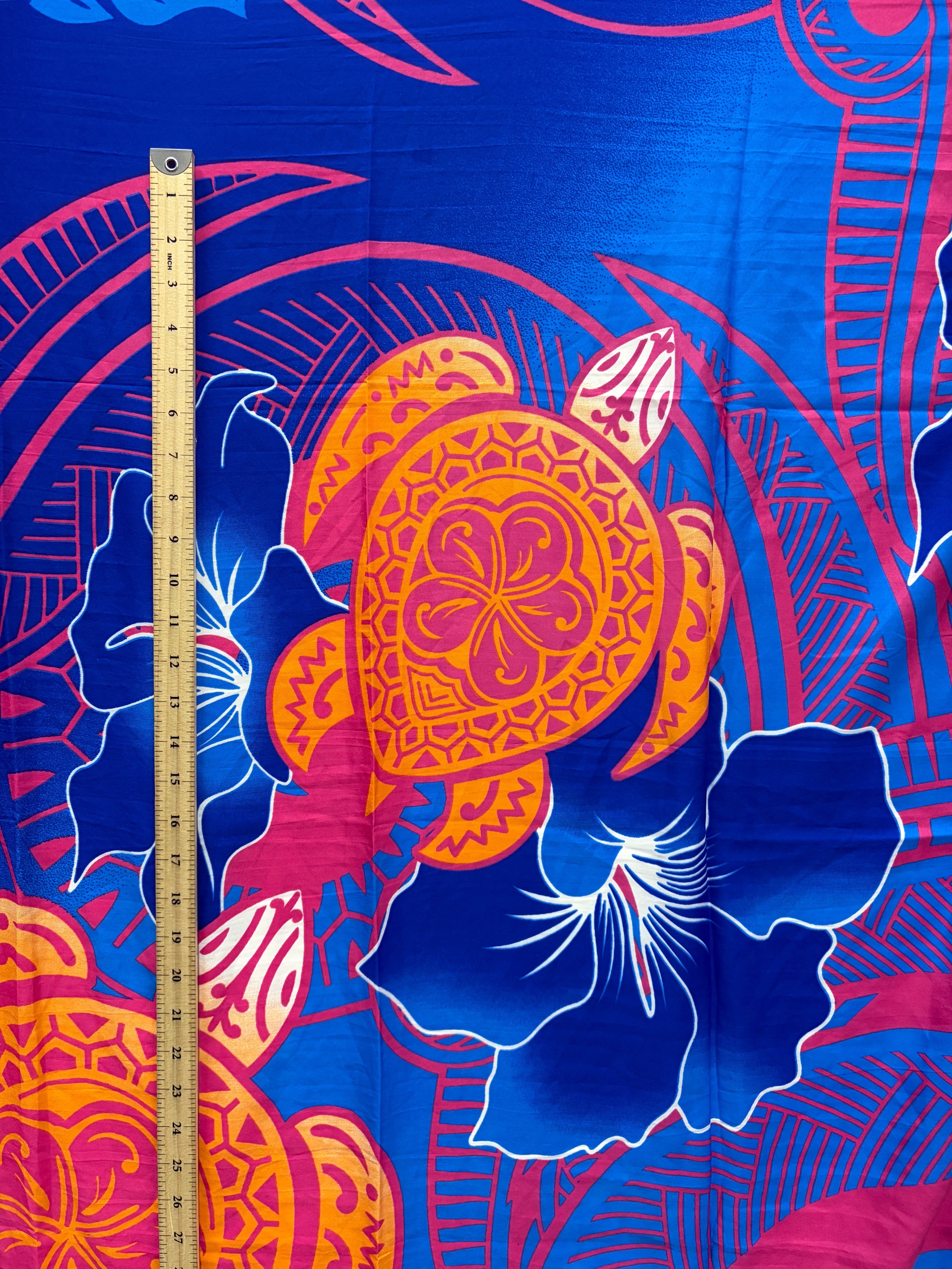 Hibiscus Tiare Turtle Sarong | Islands Fabric