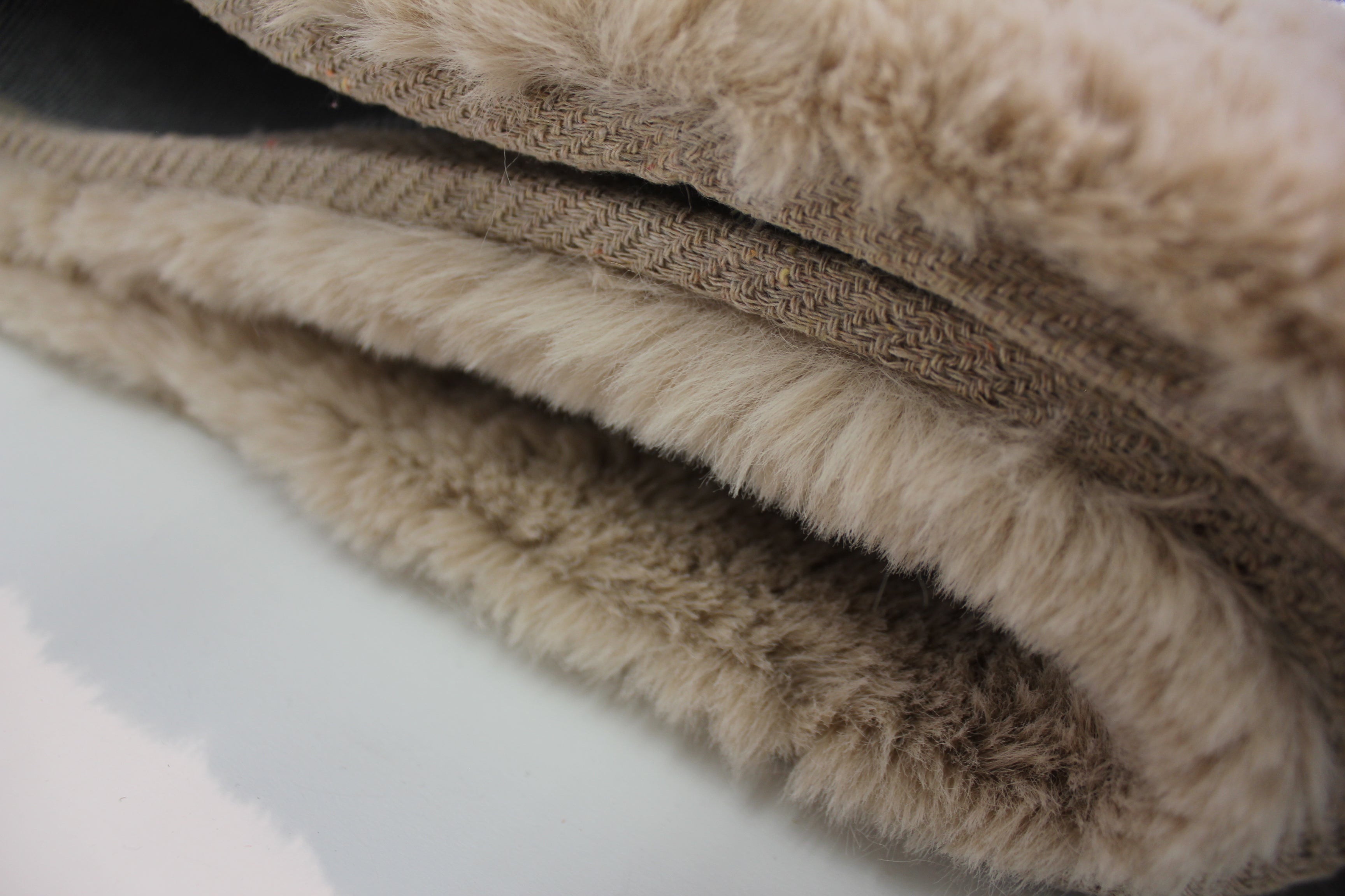 Machine-Made Faux Fur Rug