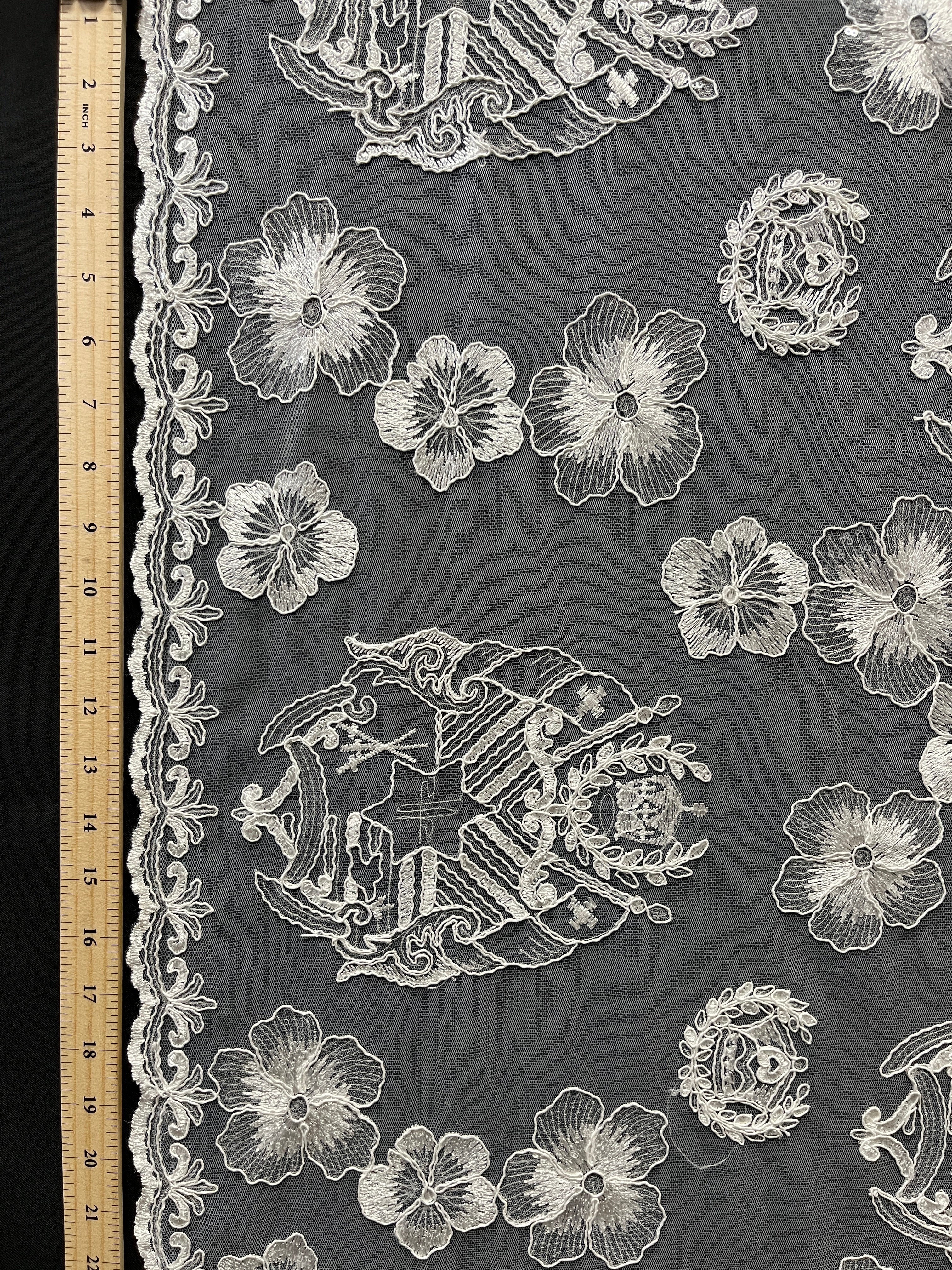 Hibiscus Tonga Seal Lace | Islands Fabric