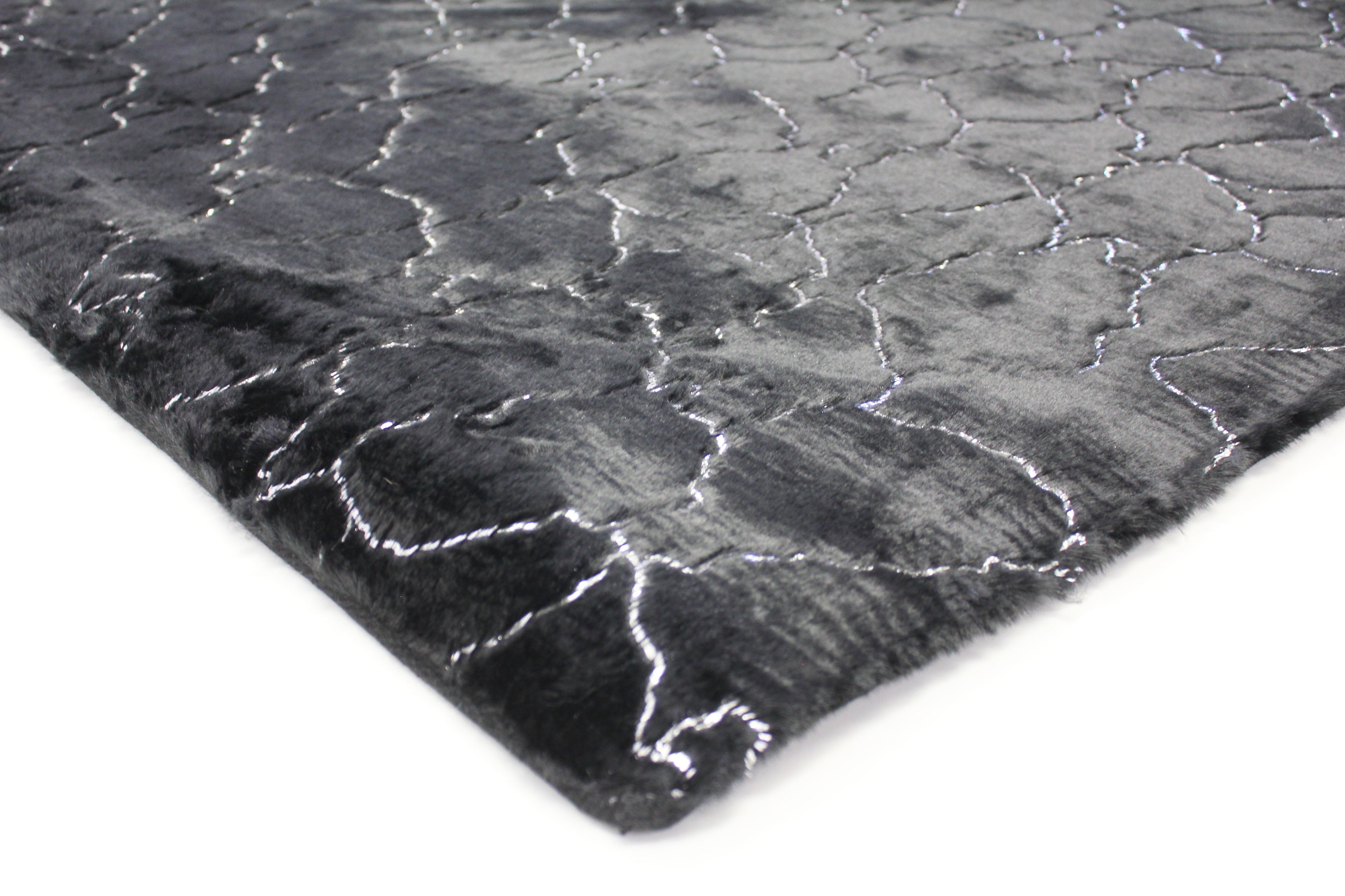 Black Marble with Silver Metallic Shimmery Design Faux Rabbit Touch Rug