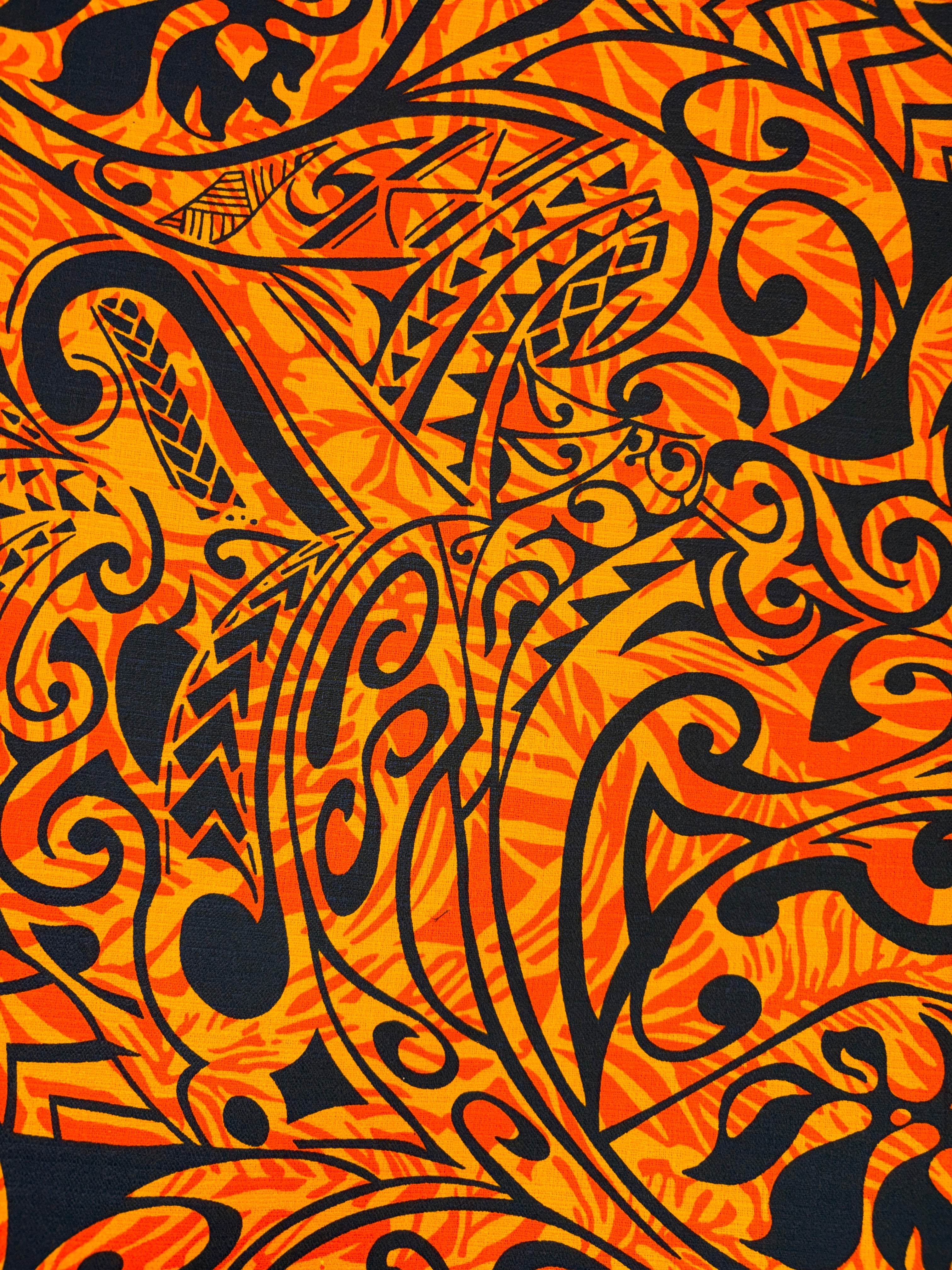 Polynesian Tribal Stems & Leaves All Over Design Cotton Light Barkcloth Fabric | Islands Fabric