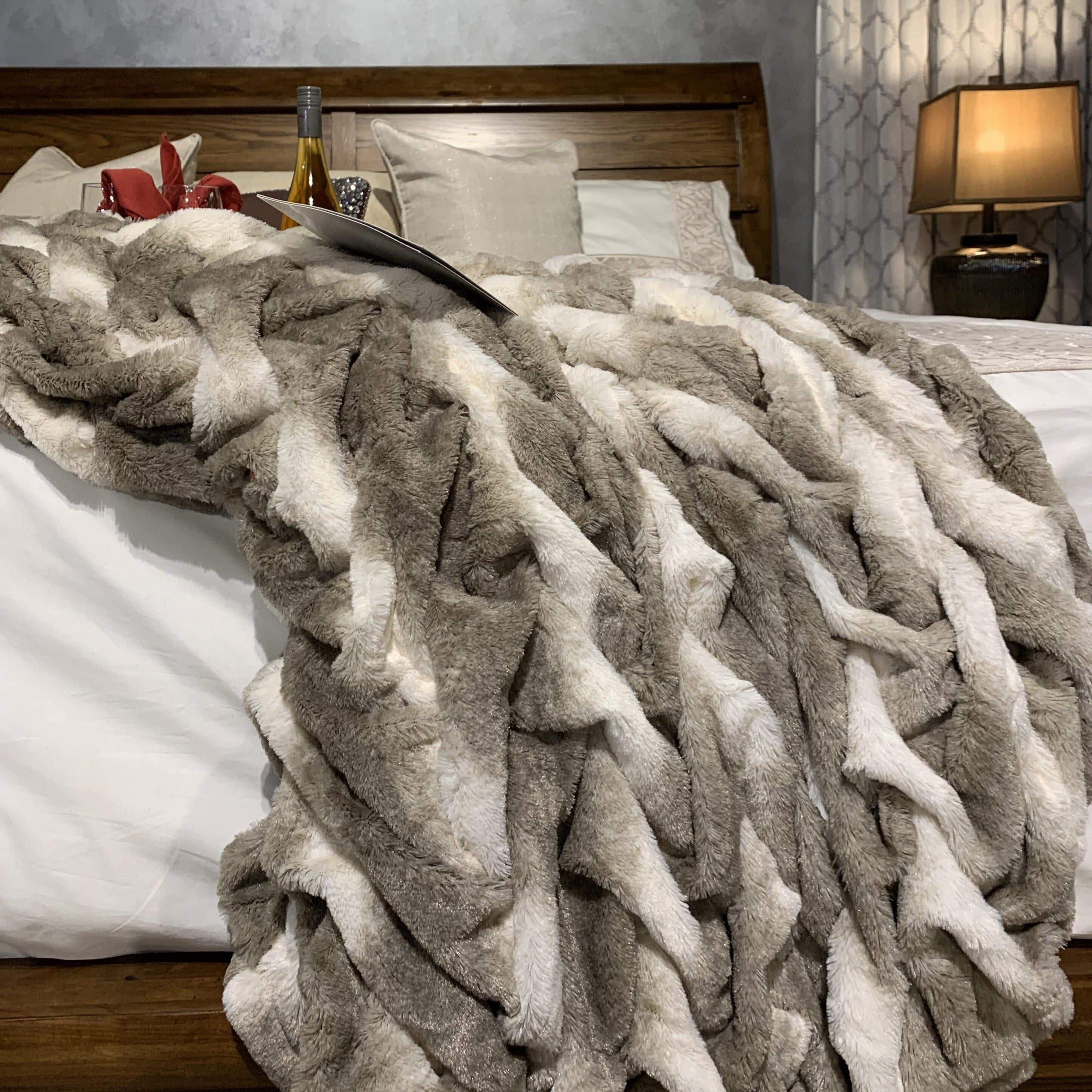 Soft Braided Look Cozy Faux Fur Toned Mocha Silver Bed Cover/ Coverlet/ Blanket/ Comforter/ King Cal Size - Queen Size