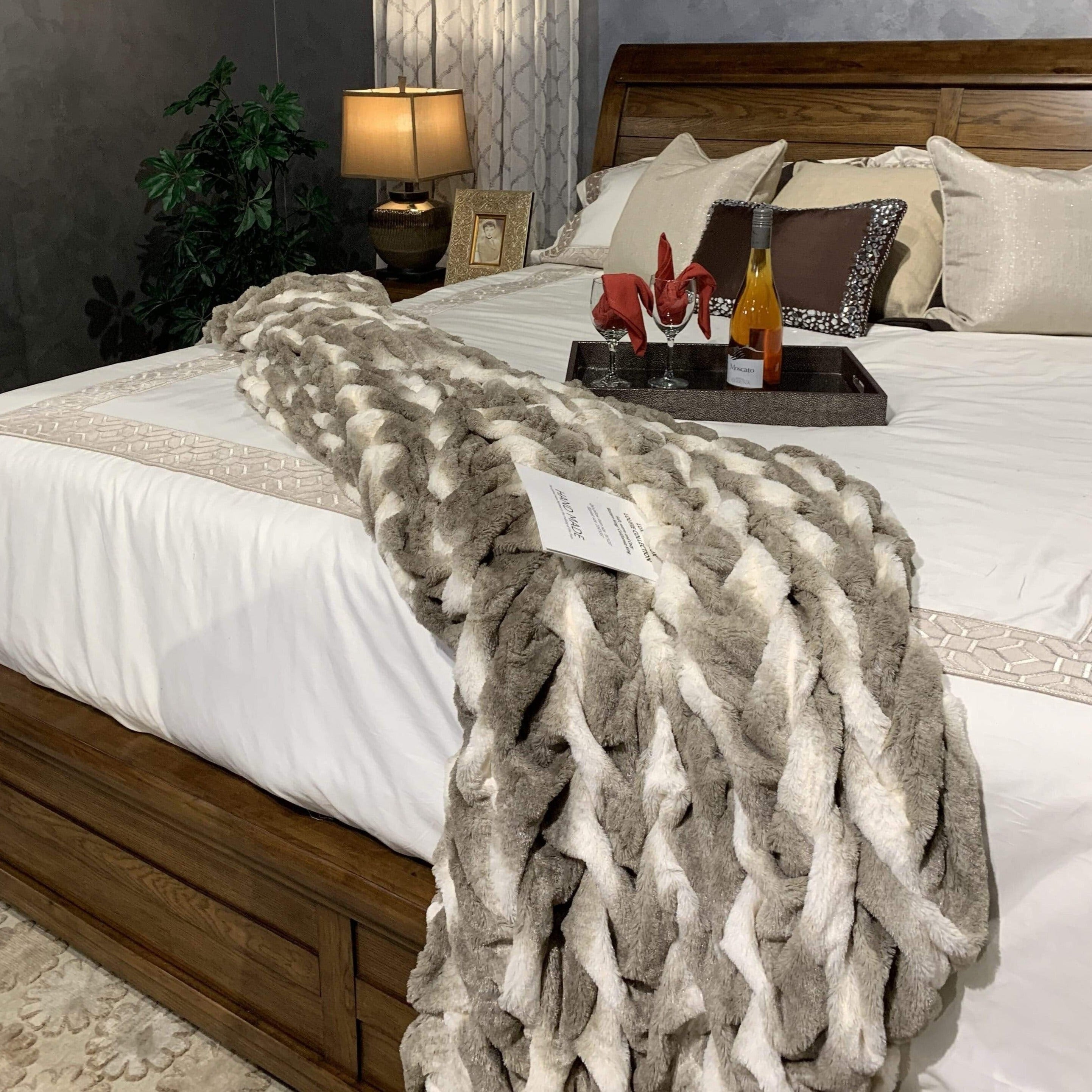 Soft Braided Look Cozy Faux Fur Toned Mocha Silver Bed Cover/ Coverlet/ Blanket/ Comforter/ King Cal Size - Queen Size