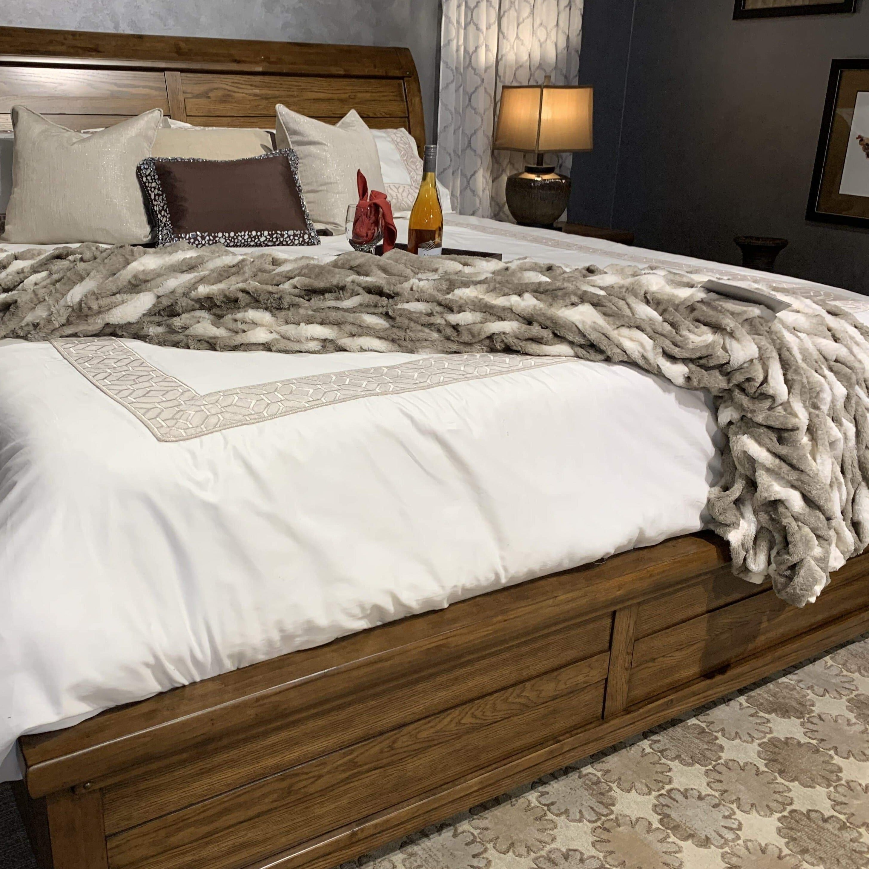 Soft Braided Look Cozy Faux Fur Toned Mocha Silver Bed Cover/ Coverlet/ Blanket/ Comforter/ King Cal Size - Queen Size