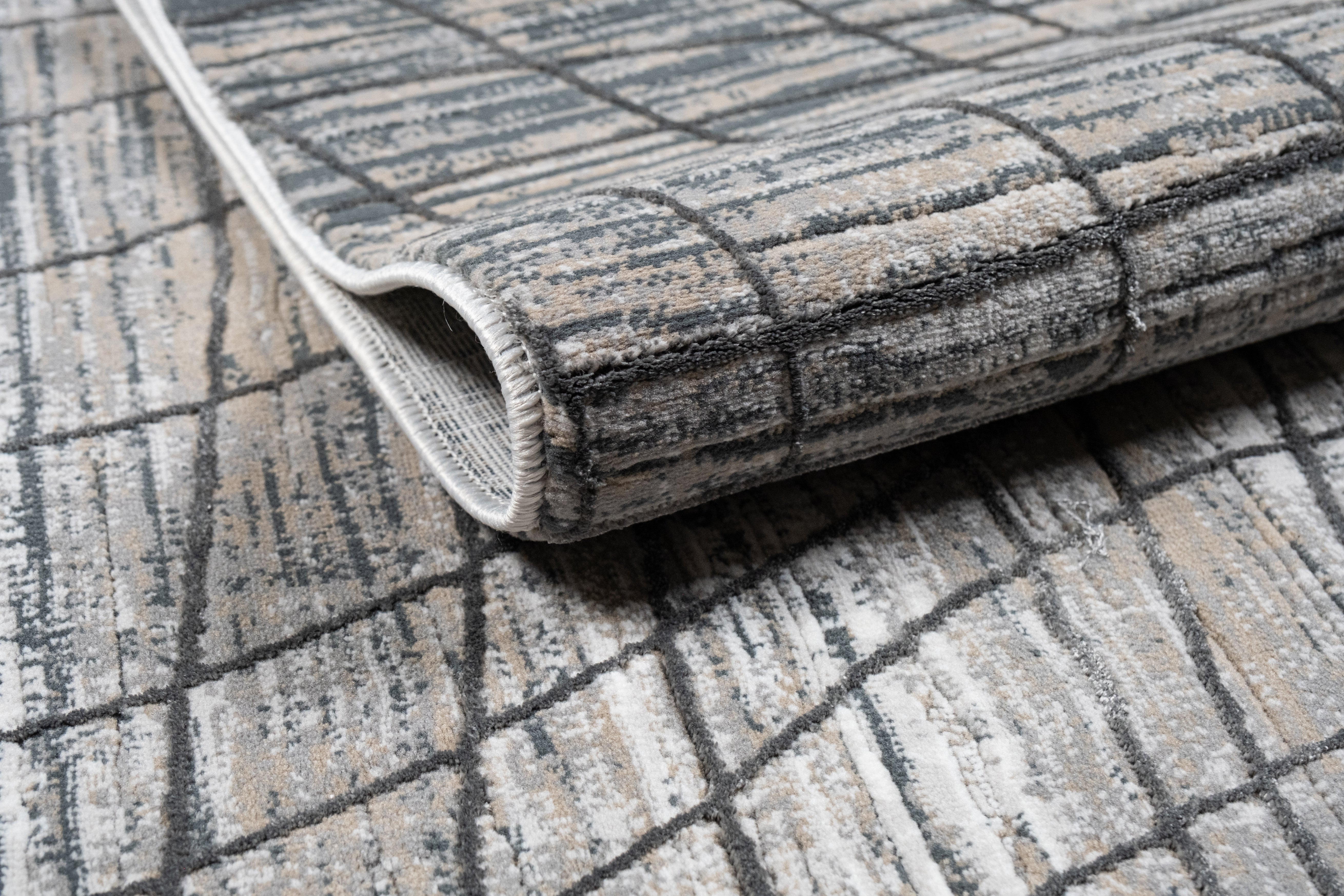Crème Rug with Mocha & Beige Abstract Design and Charcoal Checker High-Low Pattern - METZ 4204.