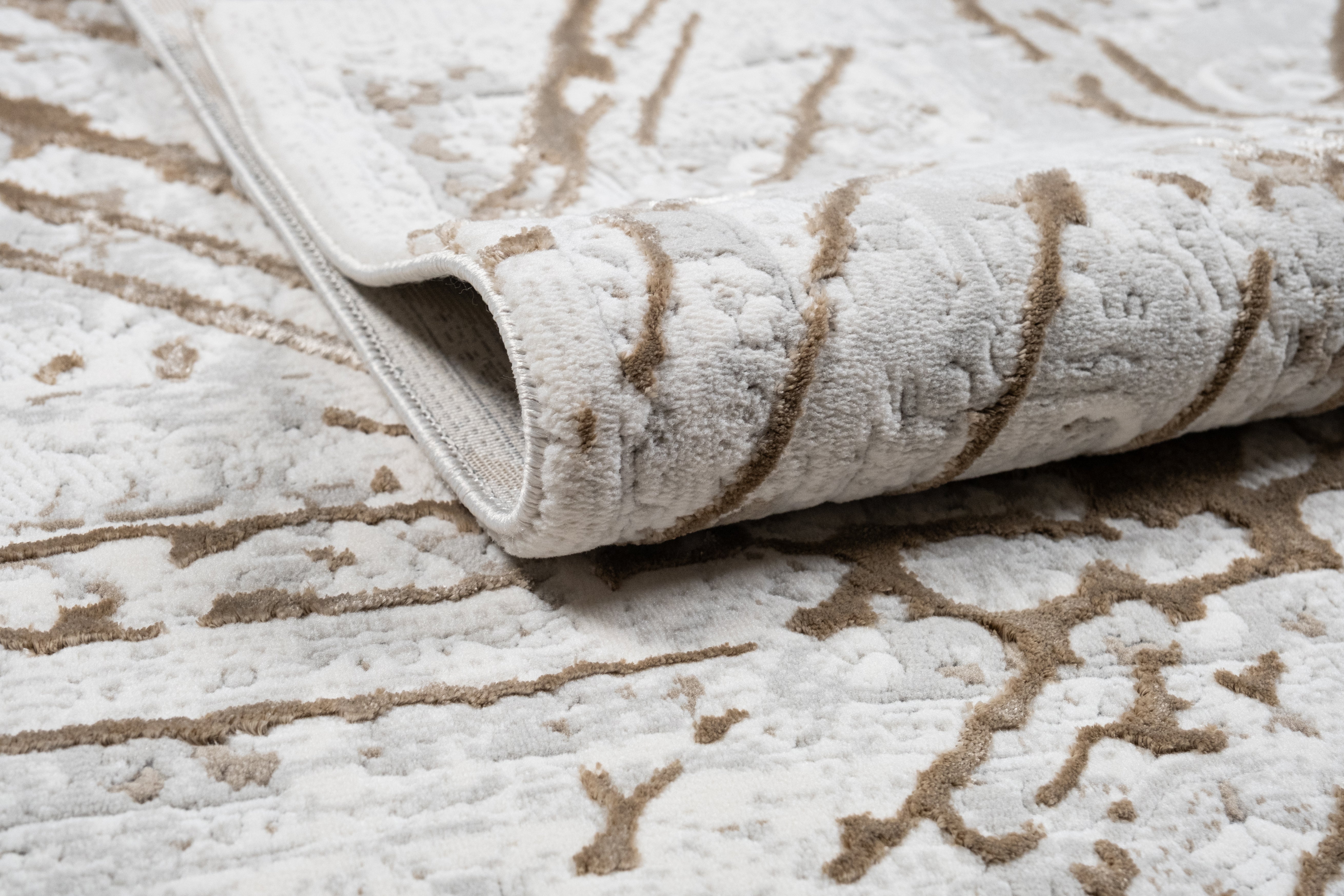 Taupe Rug with Geometric Tone-to Tone Mocha High-Low Pattern - METZ 4206.