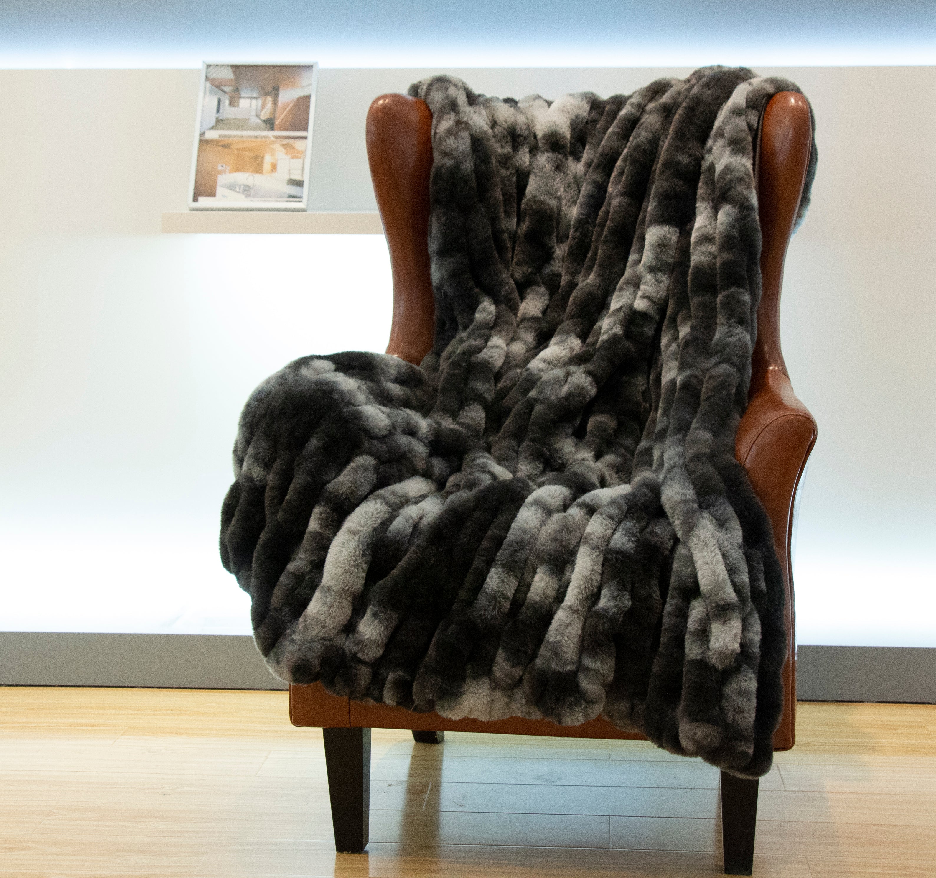 Braided Look Fluffy Soft Faux Fur Gray White Throw/ Quilt/ Blanket/ Coverlet/ Bedspread/ Bedcover/ Comforter