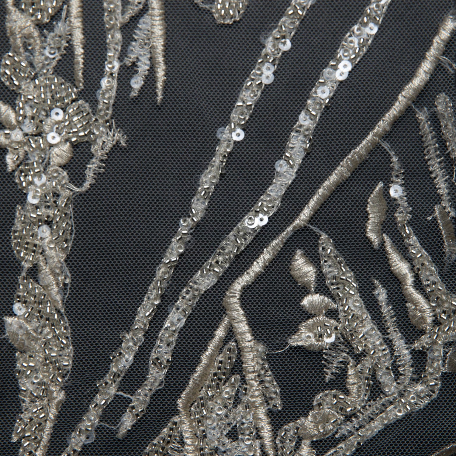 OFF-WHITE P/SOFT TULLE LACE FABRIC COM EMBROIDERED AND SEQUINED WITH BEAUTIFUL ELEGANT DESIGN 52" WIDE | Exquisite Fabric