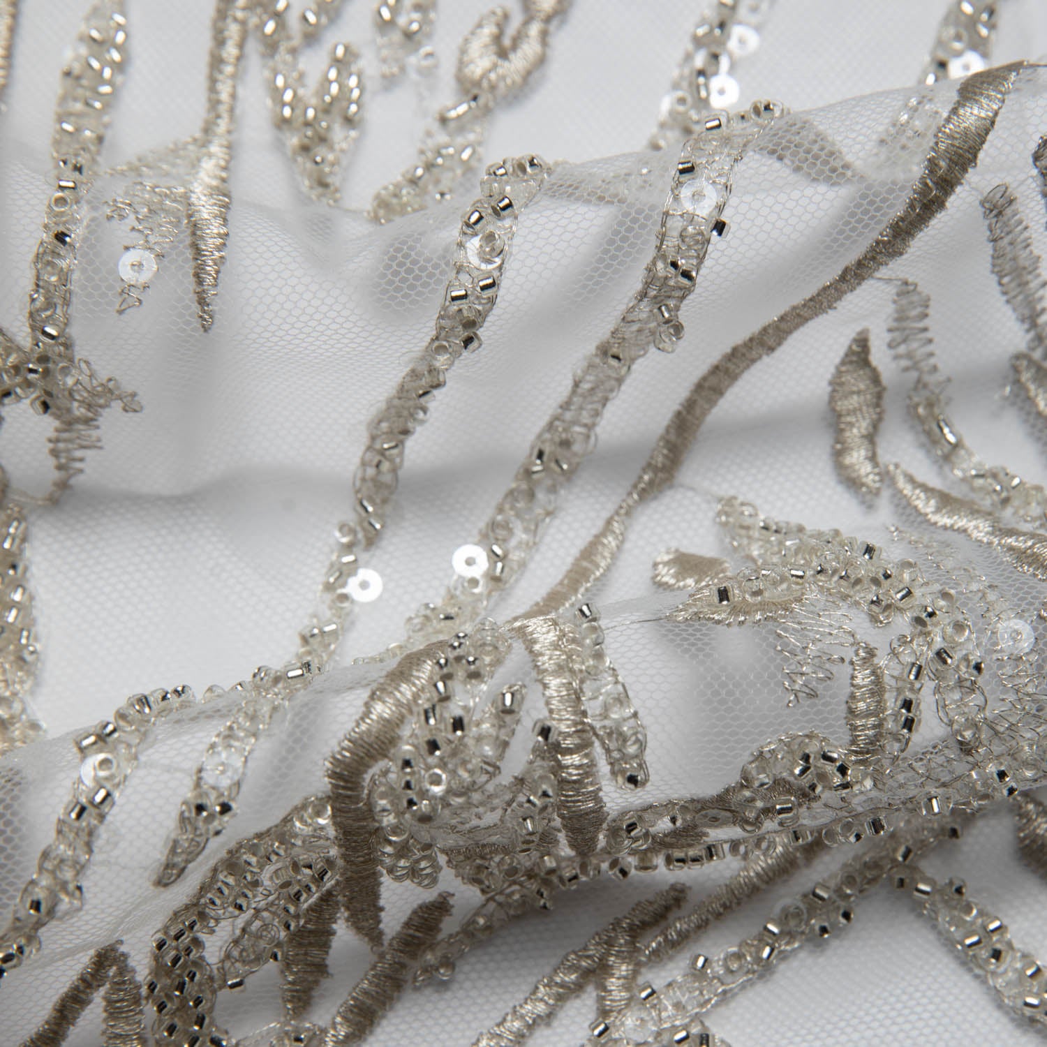 OFF-WHITE P/SOFT TULLE LACE FABRIC COM EMBROIDERED AND SEQUINED WITH BEAUTIFUL ELEGANT DESIGN 52" WIDE | Exquisite Fabric