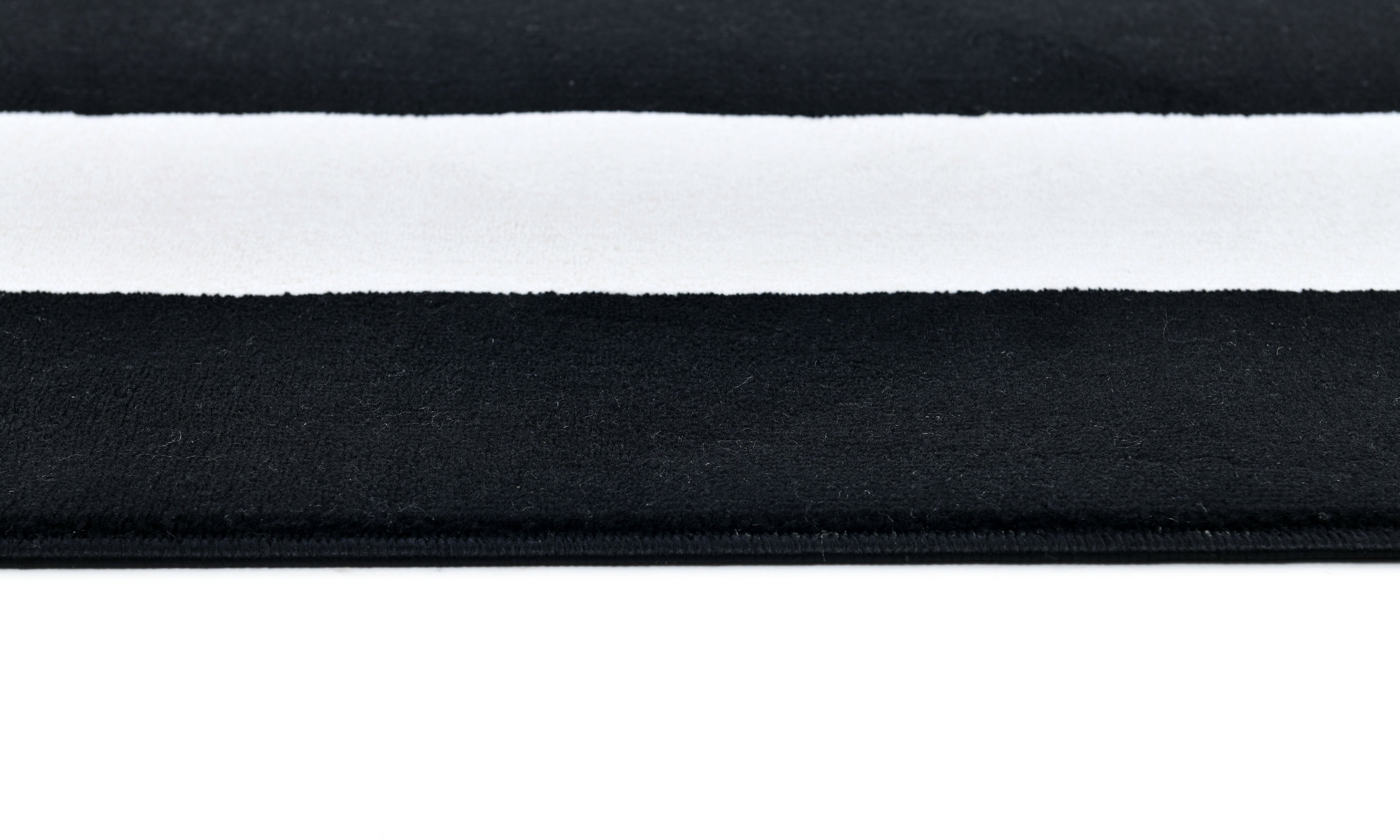 Black & White Geometric Square Area Rug – Soft Texture, Modern Design - Z341A (POL811)