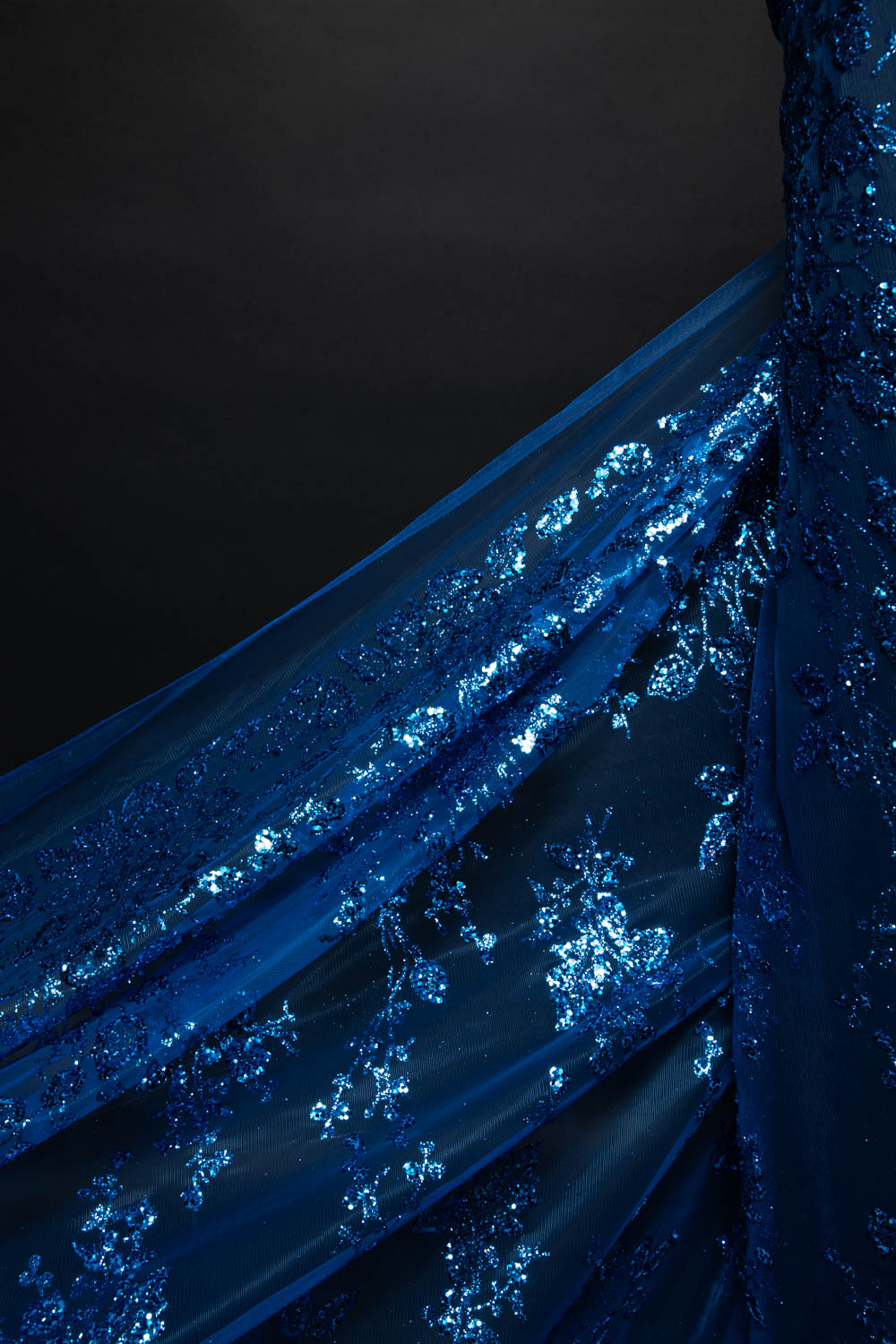 Tulle Lace Fabric with Glitter and Floral Pattern 58" Wide | Exquisite Fabric