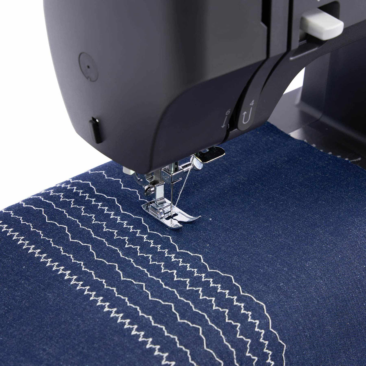 SINGER® Heavy Duty 4532™ Next Evolution Charcoal Sewing Machine