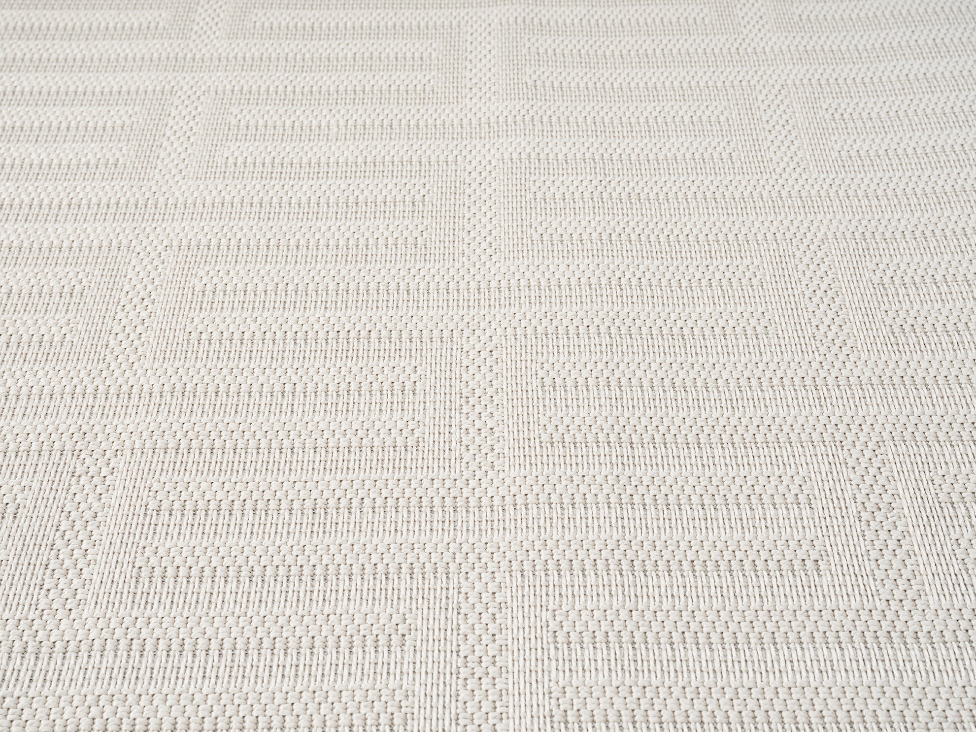 Durable Outdoor Rug | Style #TOV 302 - Crafted from 100% Polypropylene
