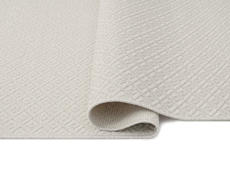 Durable Outdoor Rug | Style #TOV 304 - Crafted from 100% Polypropylene