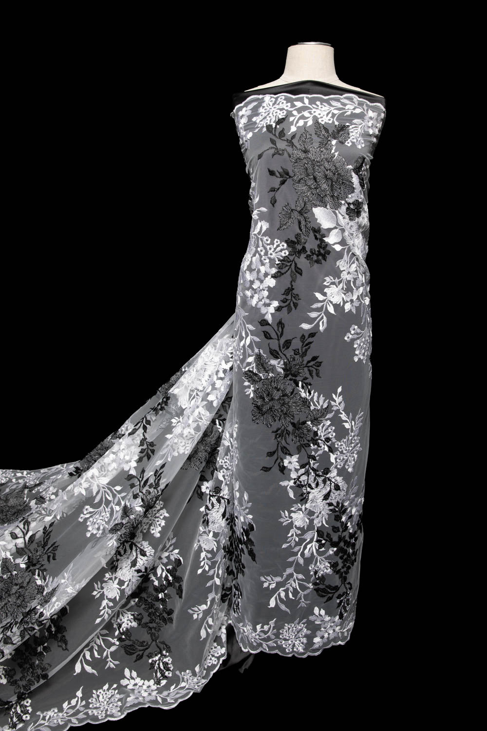 TULLE EMB WITH TWO TONE 100% POLYESTER 50/52" WHITE/BLACK FABRIC - Exquisite Fabrics