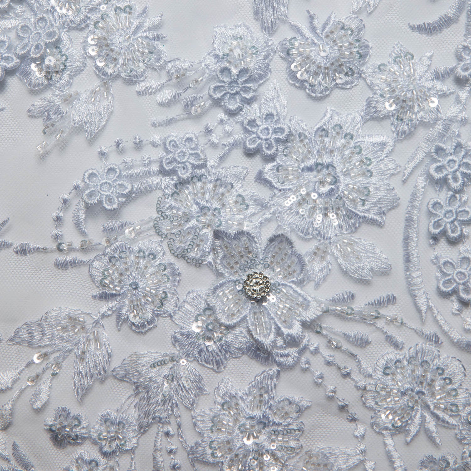 WHITE EMBROIDERED TULLE LACE WITH APPLIQUE WITH RICH INTRICATE 3D DESIGN 52" WIDE | Exquisite Fabric