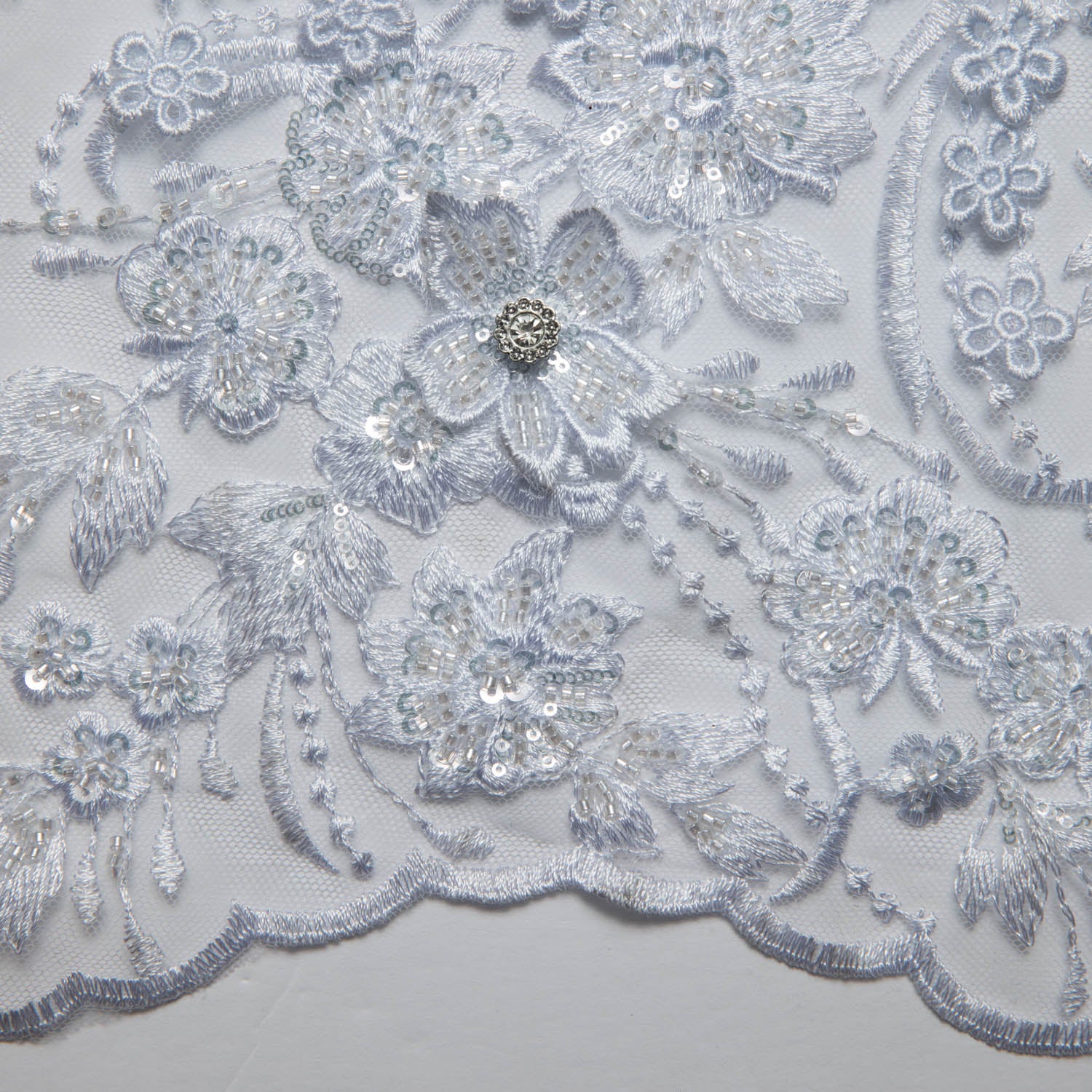 WHITE EMBROIDERED TULLE LACE WITH APPLIQUE WITH RICH INTRICATE 3D DESIGN 52" WIDE | Exquisite Fabric